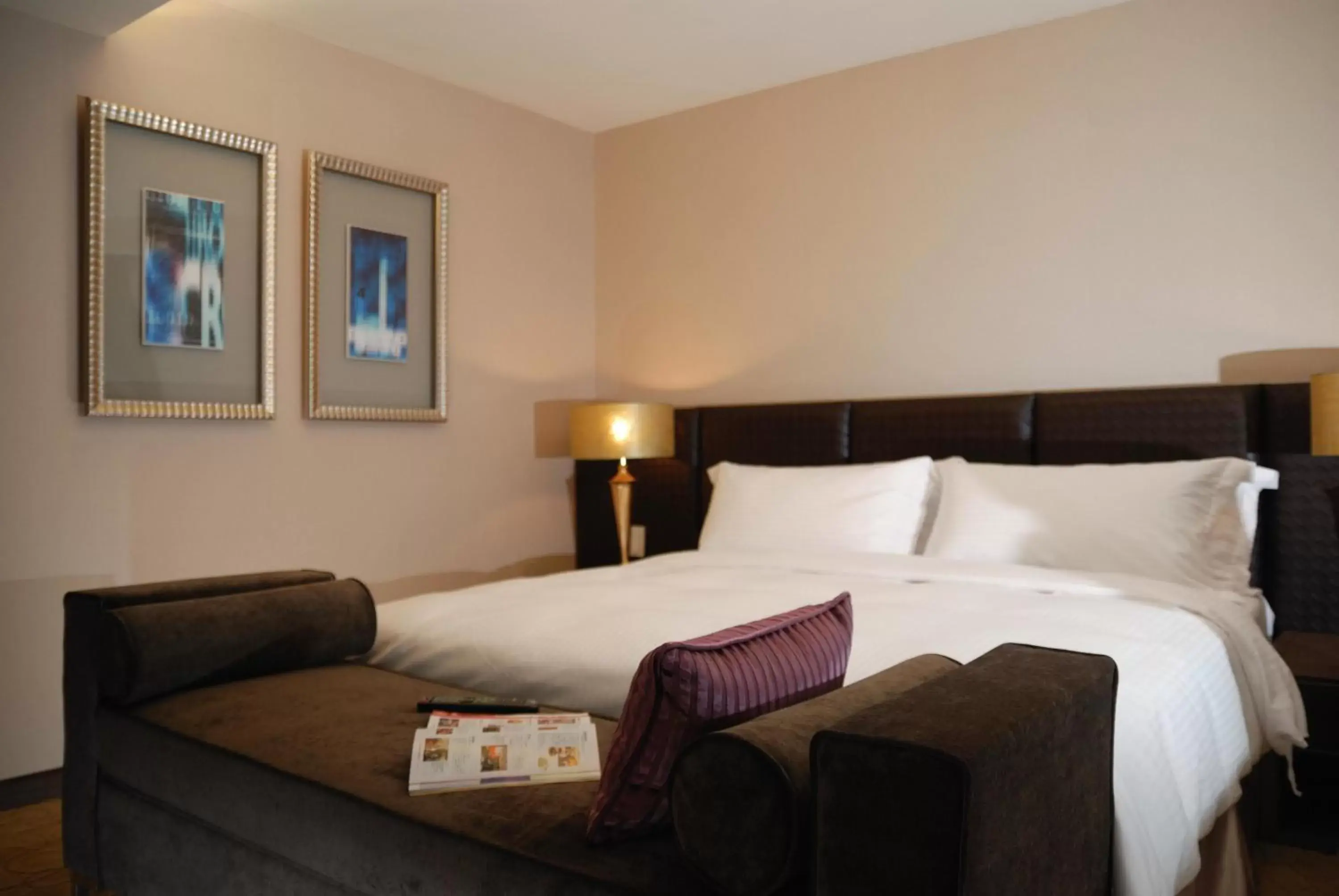 Standard Double Room in The Metro Hotel - Taipei Branch Standard Double Room in The Metro Hotel - Taipei Branch