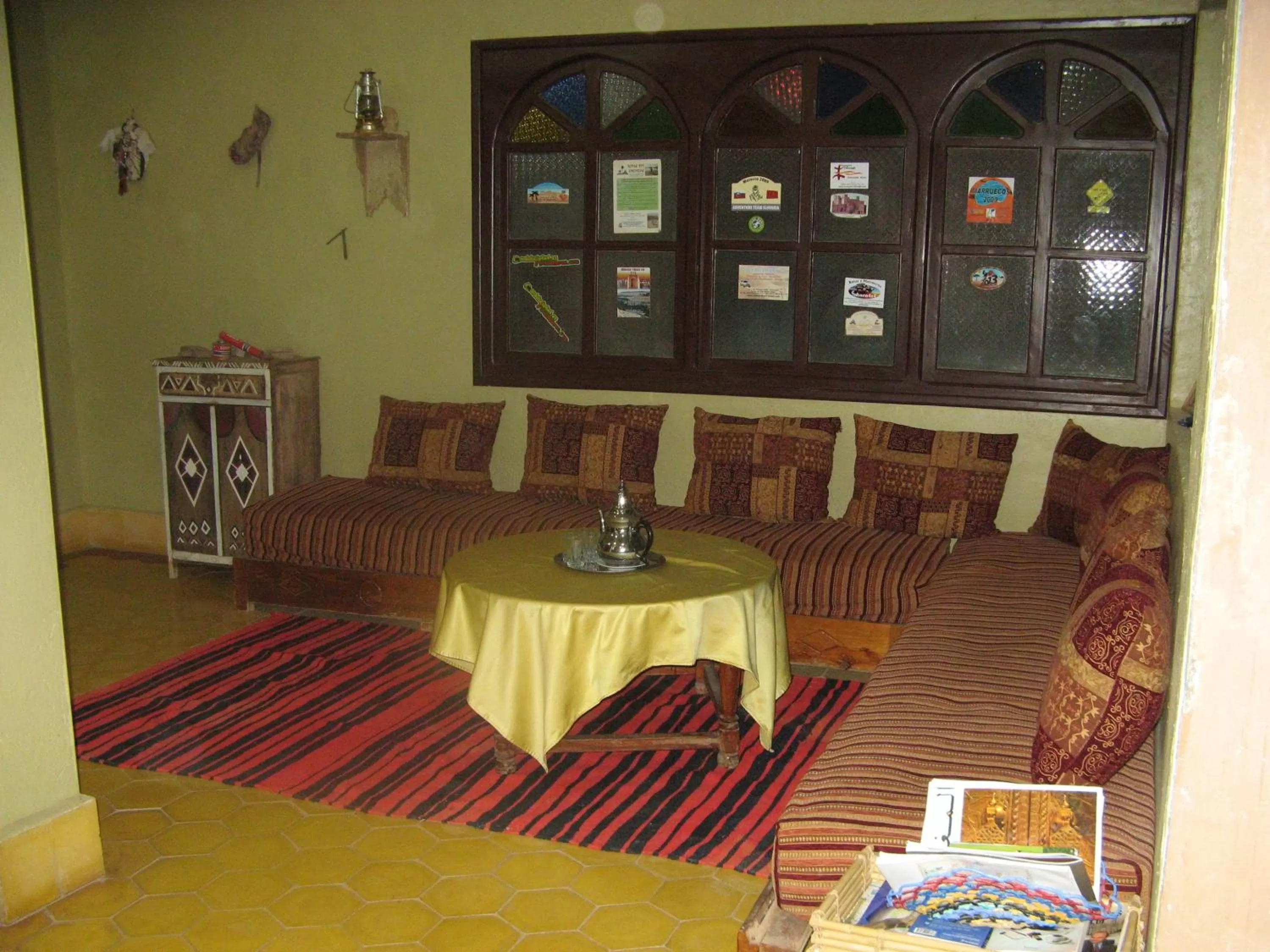 Communal lounge/ TV room, Restaurant/Places to Eat in Auberge Tinit