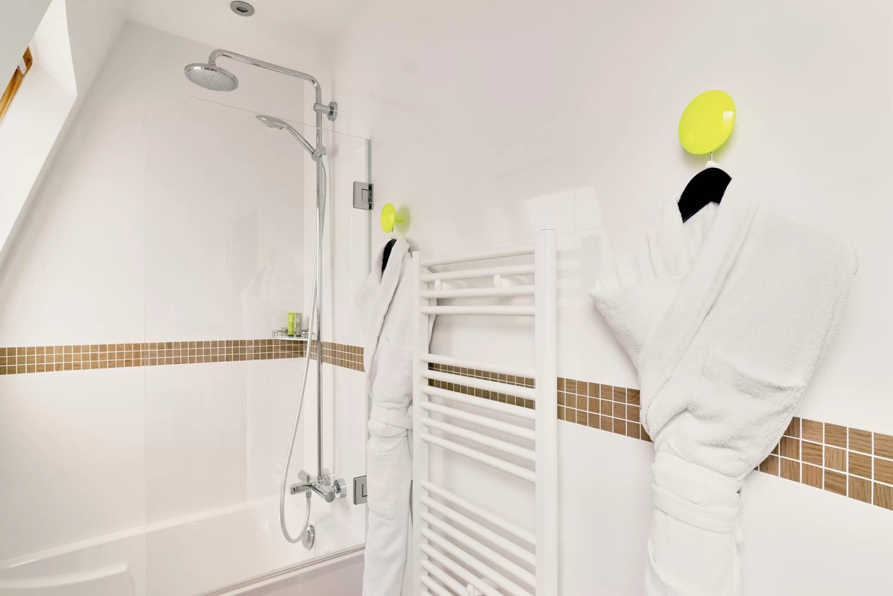 Bathroom in Hôtel Augustin - Astotel