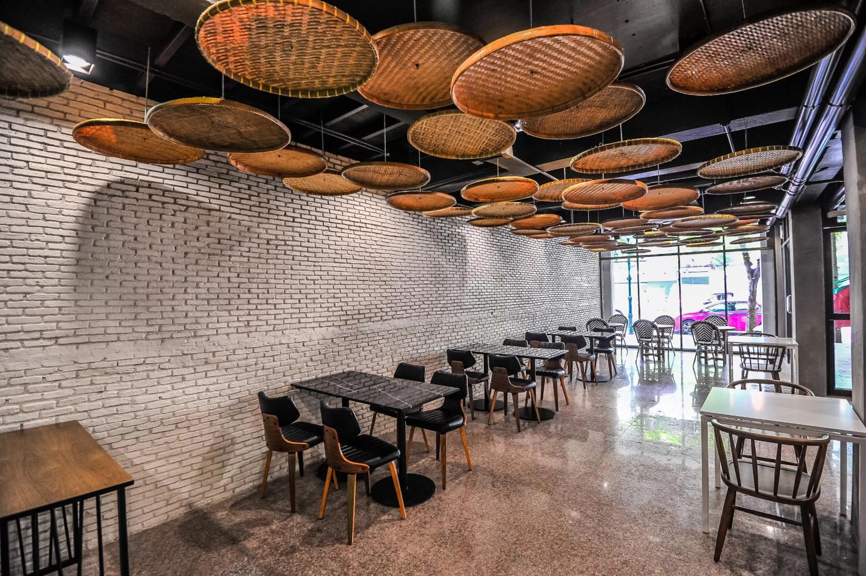 Property building in 7 Days Premium Hotel at Icon Siam Station - No Parking