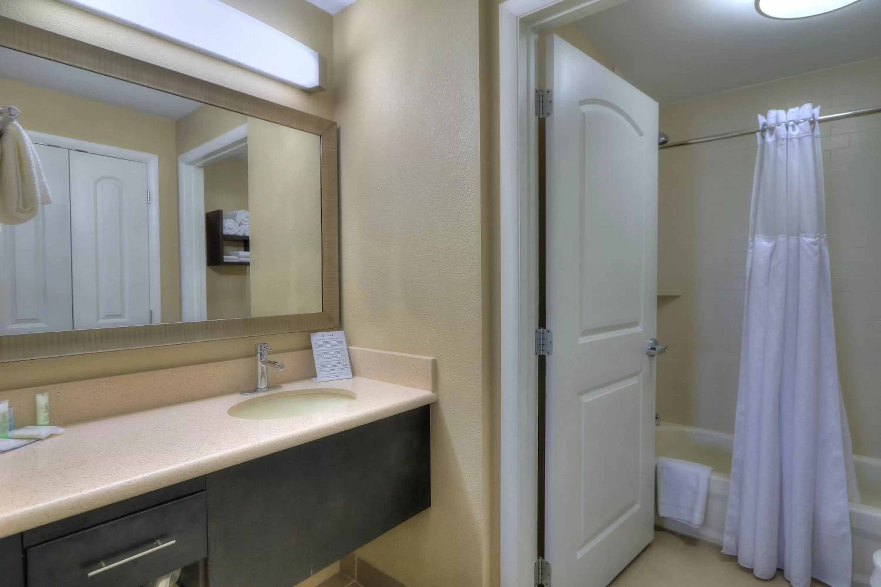 Staybridge Suites Knoxville West by IHG Staybridge Suites Knoxville West by IHG