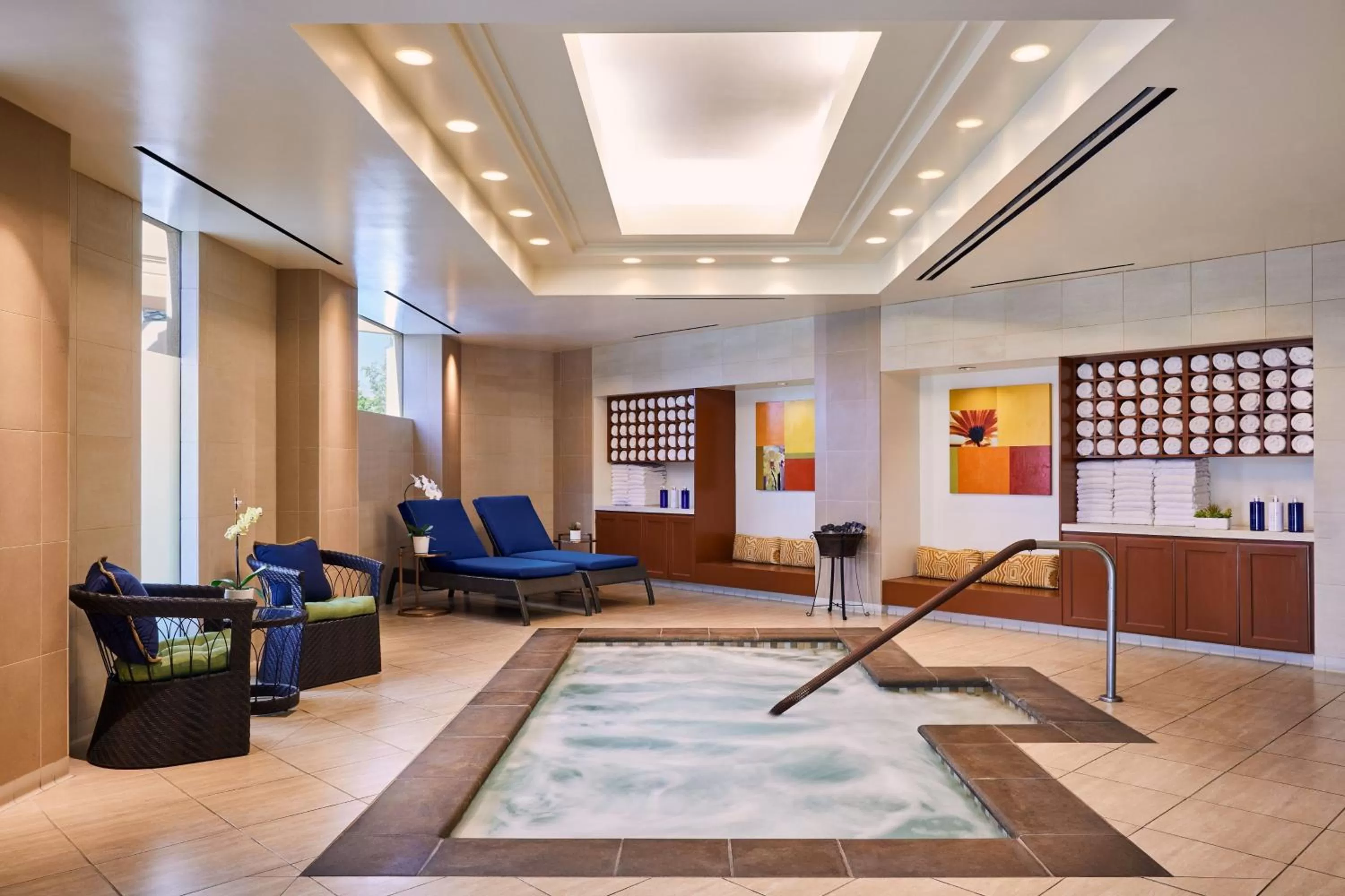 Swimming pool in JW Marriott Desert Springs Resort & Spa