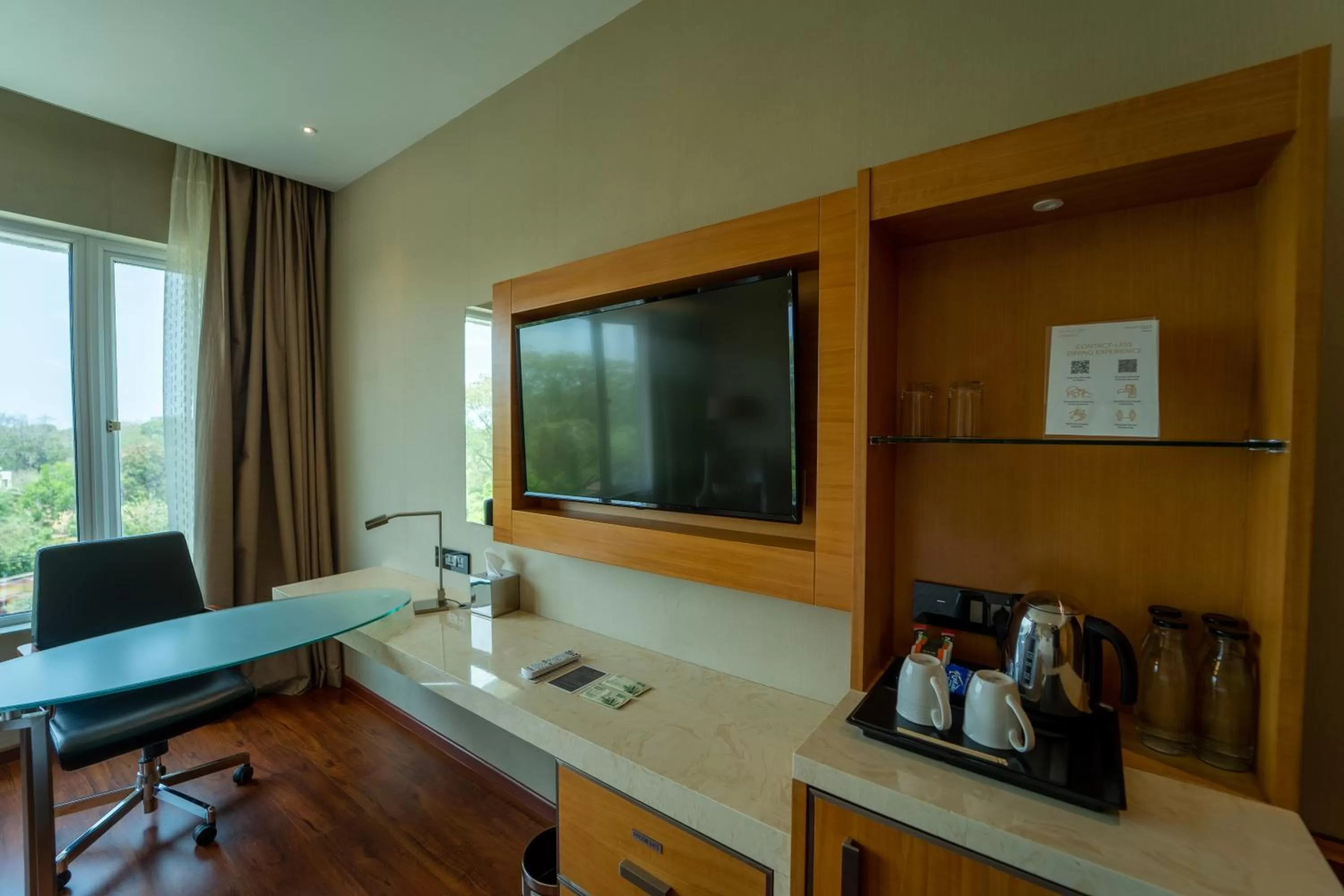 TV and multimedia in Courtyard by Marriott Madurai