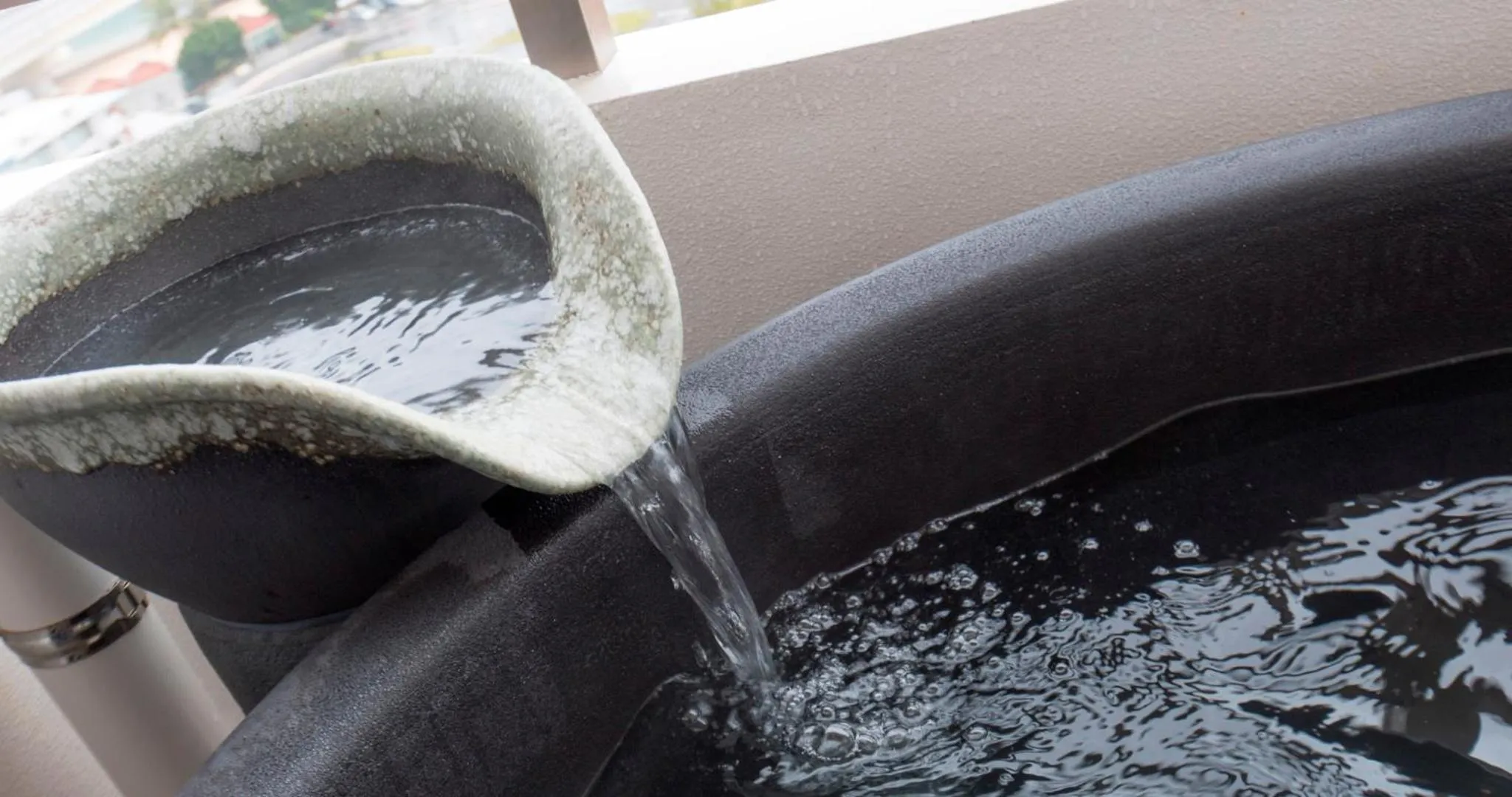 Open Air Bath in HOTEL SANSUI NAHA Ryukyu Onsen Naminoue-No-Yu