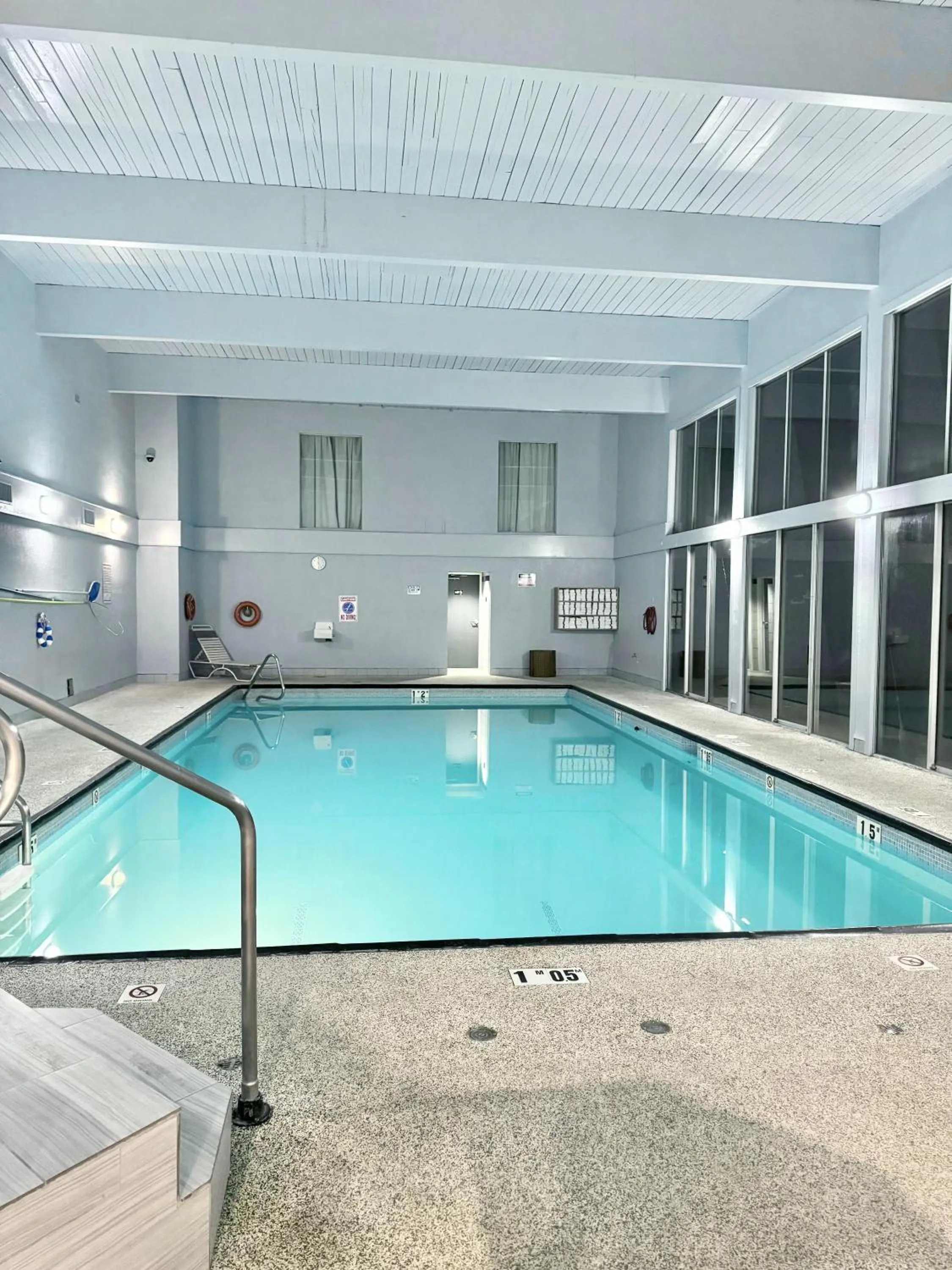 Swimming pool in Divya Sutra Plaza and Conference Centre, Vernon, BC