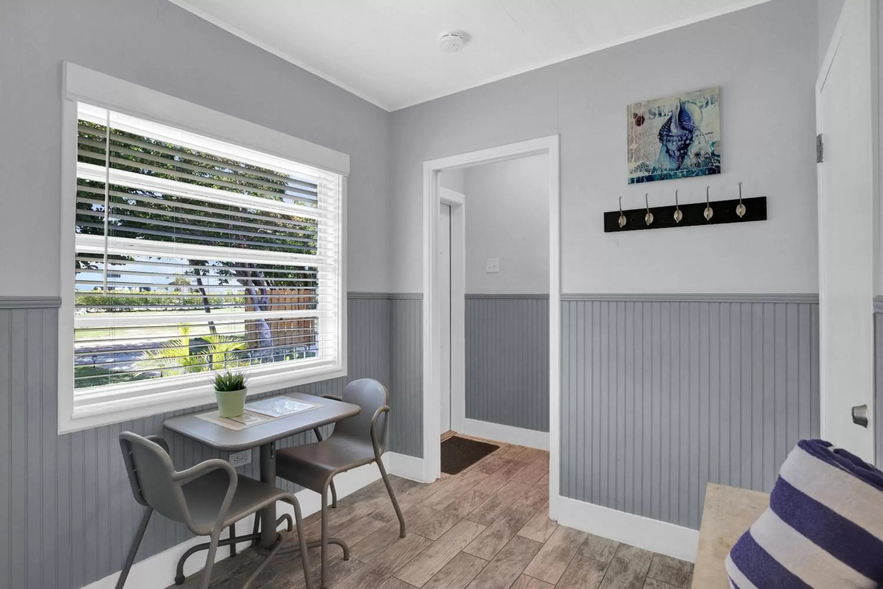 Deluxe King Room in Seascape Resort & Marina Deluxe King Room in Seascape Resort & Marina