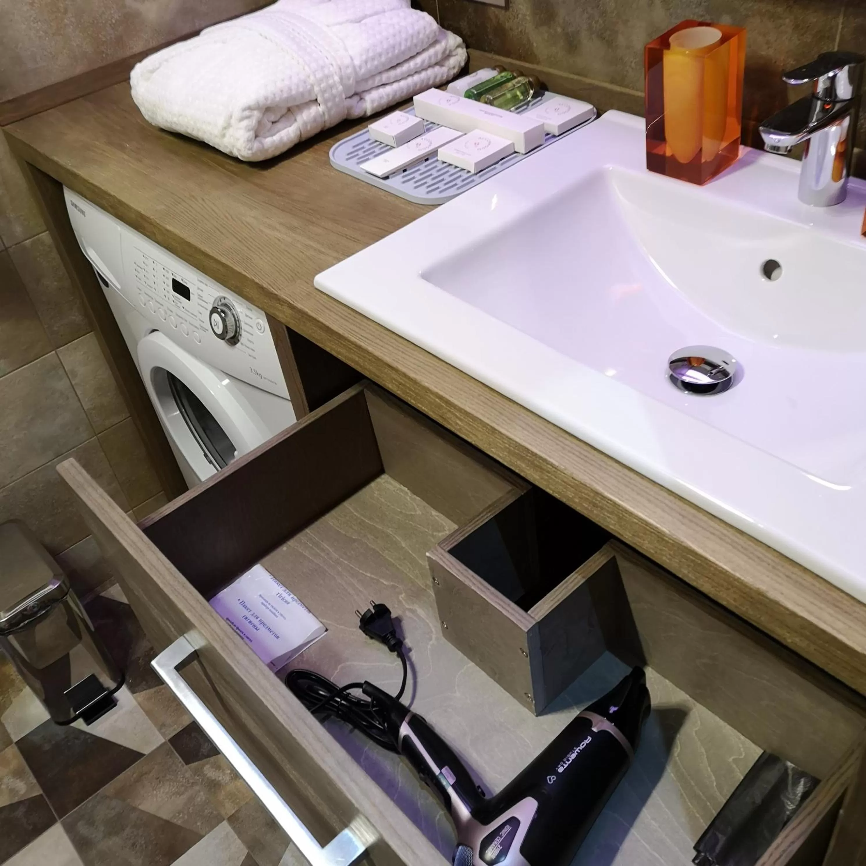 Bathroom in ACCOMMODO192