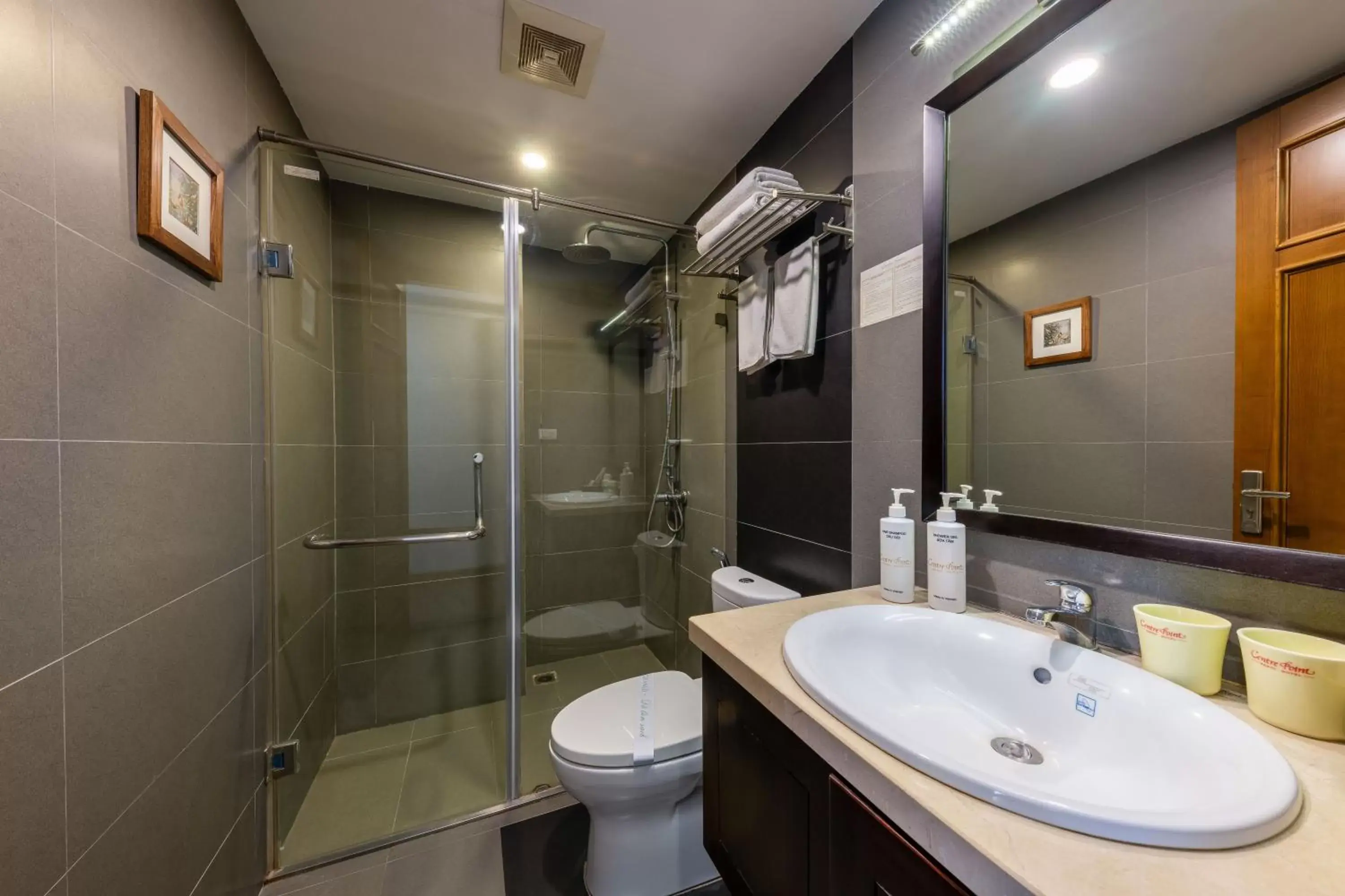 Deluxe Double or Twin Room - single occupancy in Centre Point Hanoi Hotel Deluxe Double or Twin Room - single occupancy in Centre Point Hanoi Hotel