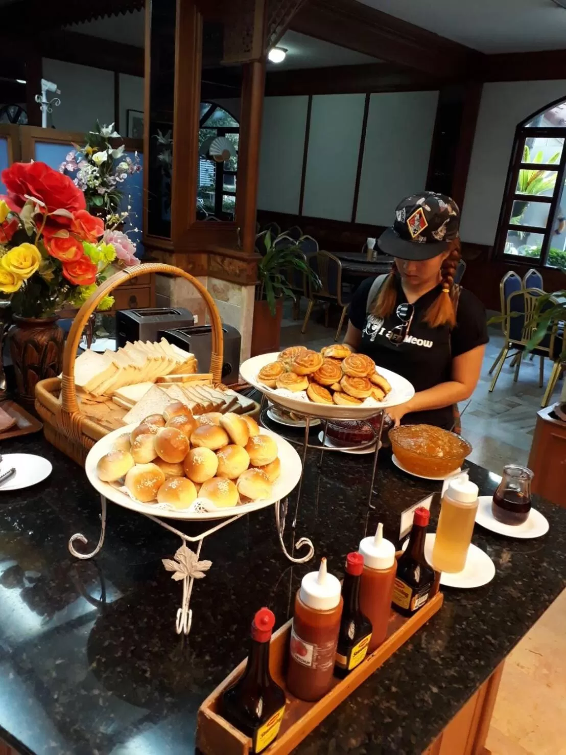 Buffet breakfast in Royal Twins Palace Hotel