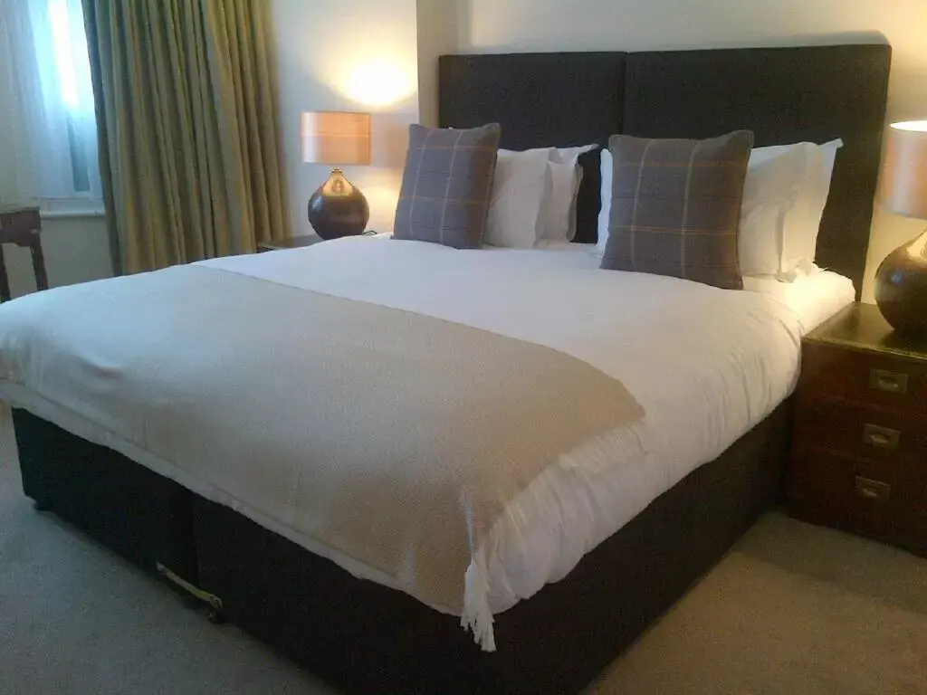 Small Double Room in Glenlyn Hotel & Apartments Small Double Room in Glenlyn Hotel & Apartments