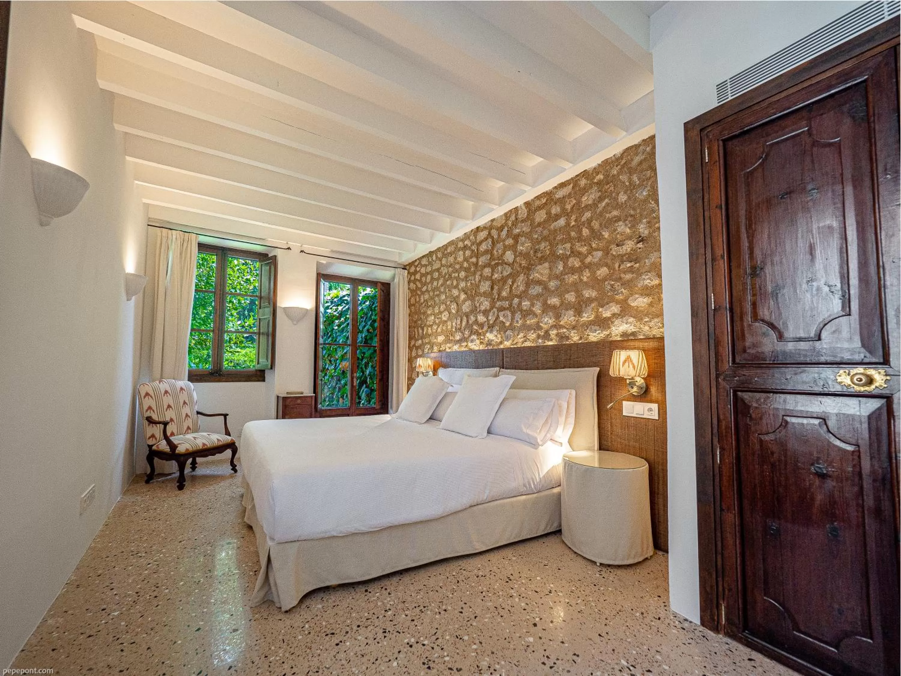 Bed in Ca'n Puig de Sòller