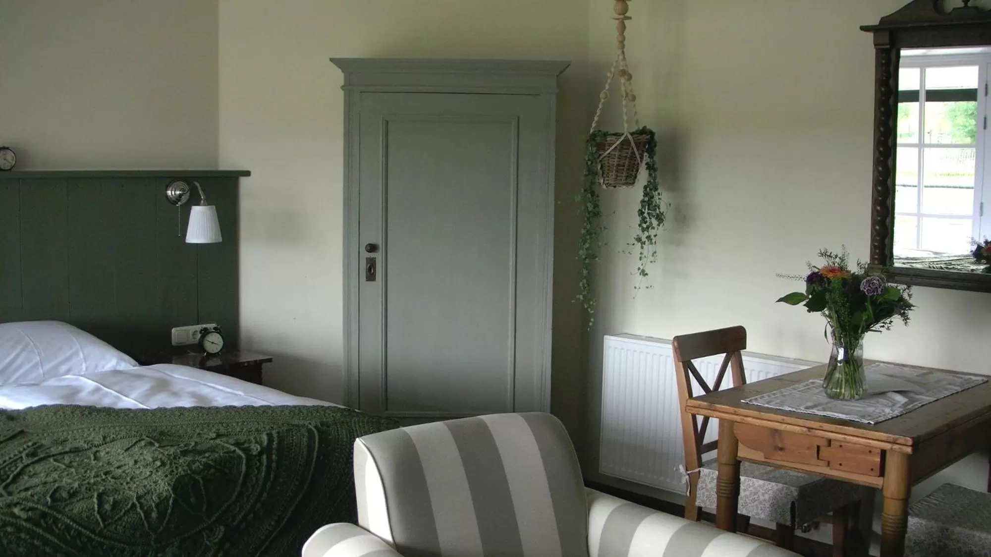 Decorative detail, Bed in De Turfstaeker