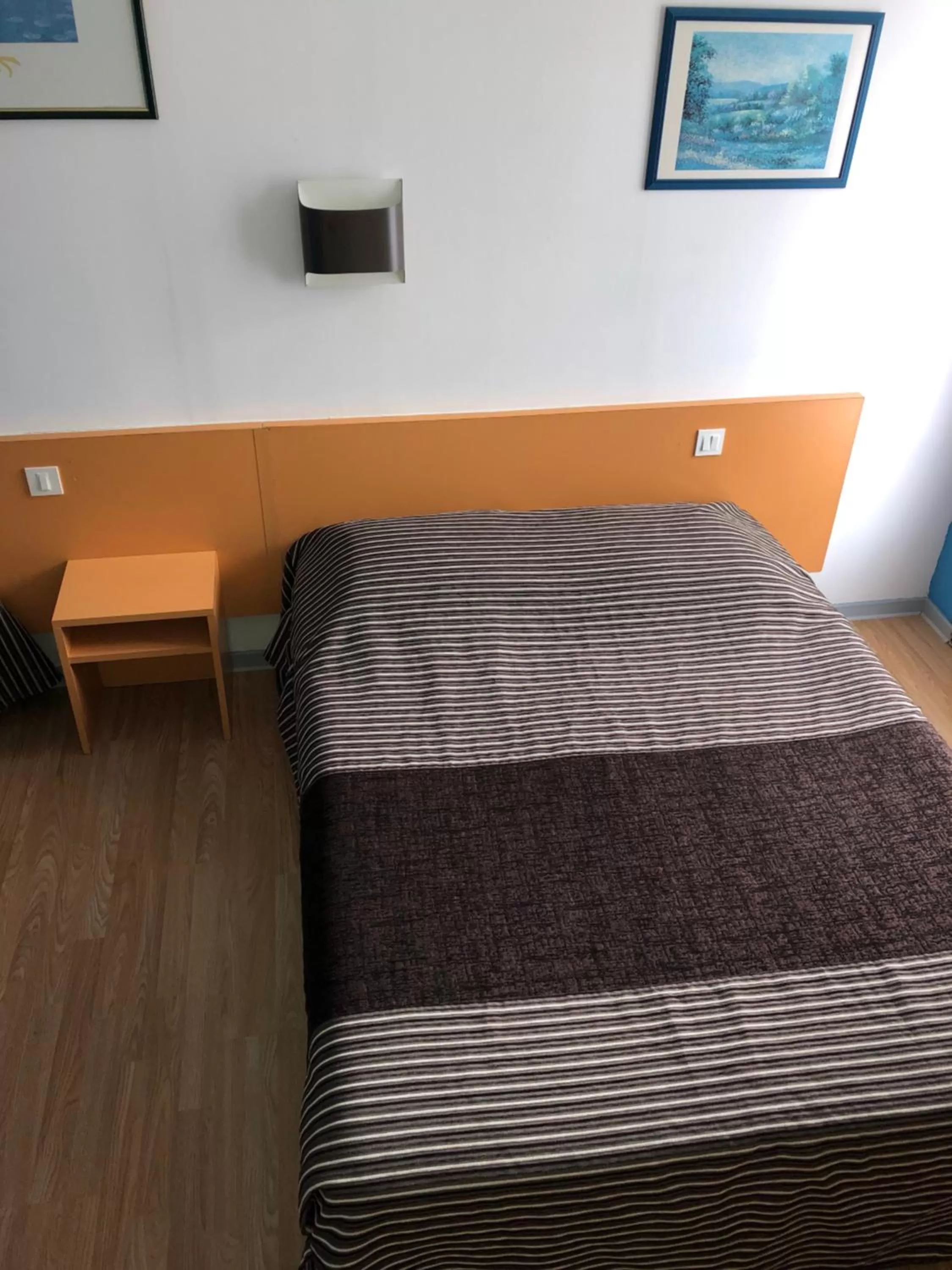 Bed in Hôtel Au Petit Languedoc