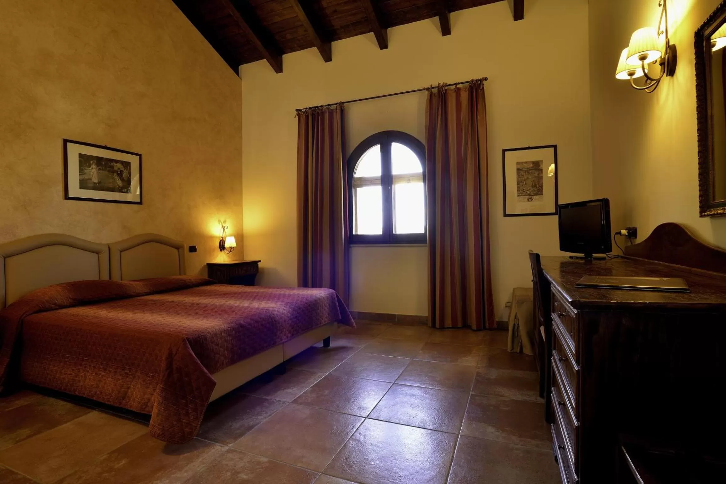 Photo of the whole room, Bed in Hotel Tenuta San Francesco