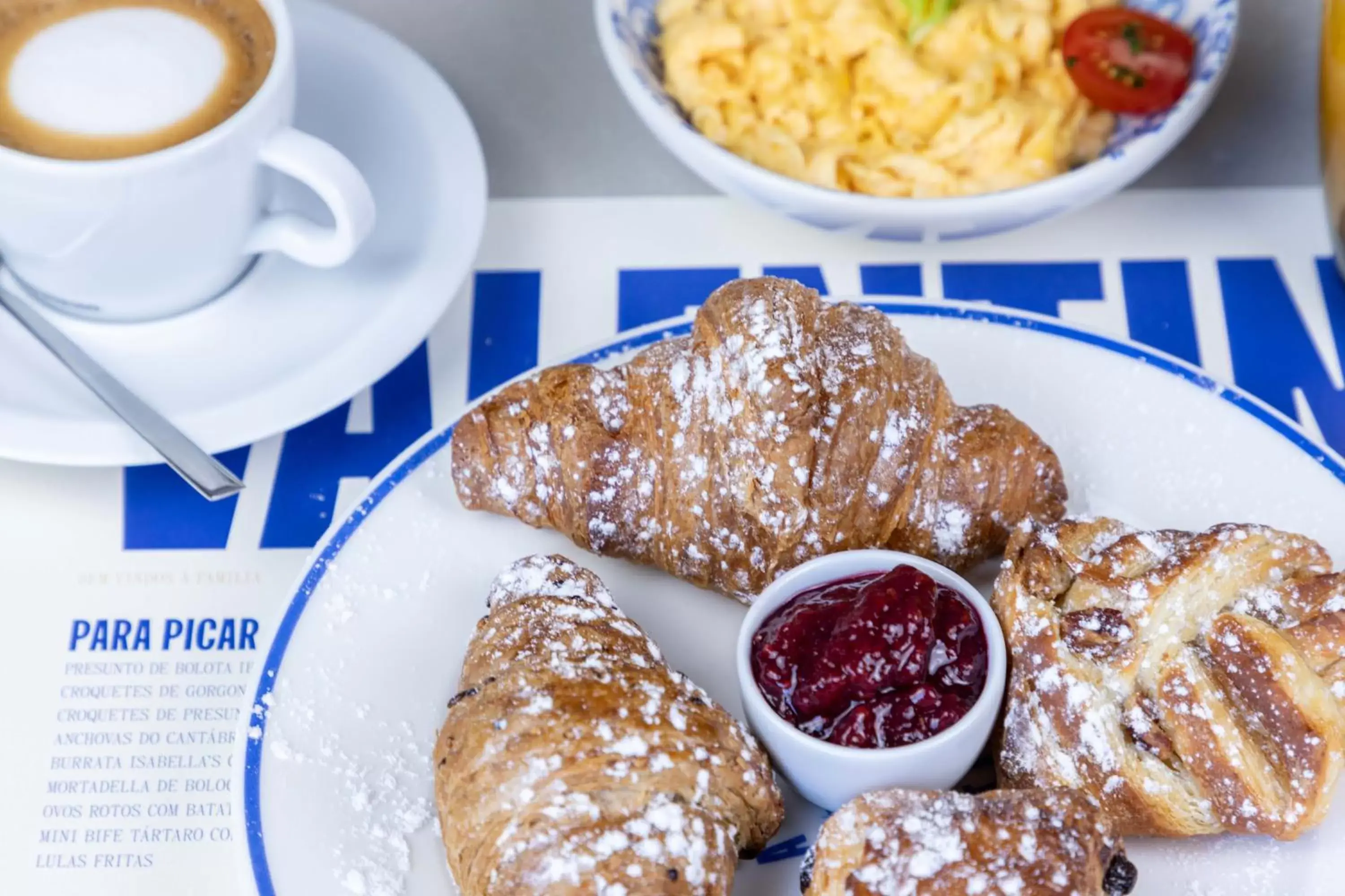 Small Double Room with Balcony in chic&basic Gravity Small Double Room with Balcony in chic&basic Gravity