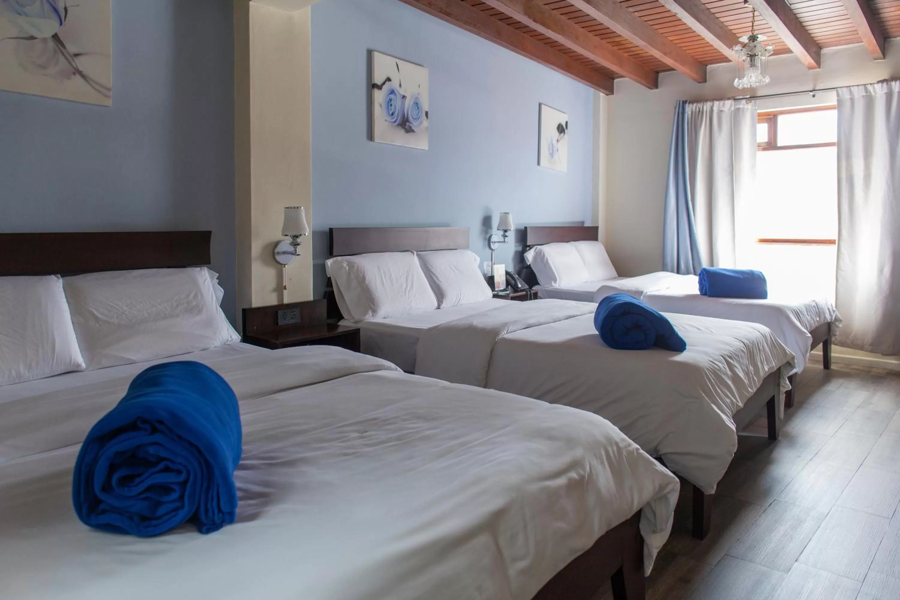 Photo of the whole room, Bed in Hotel Colonial San Agustin