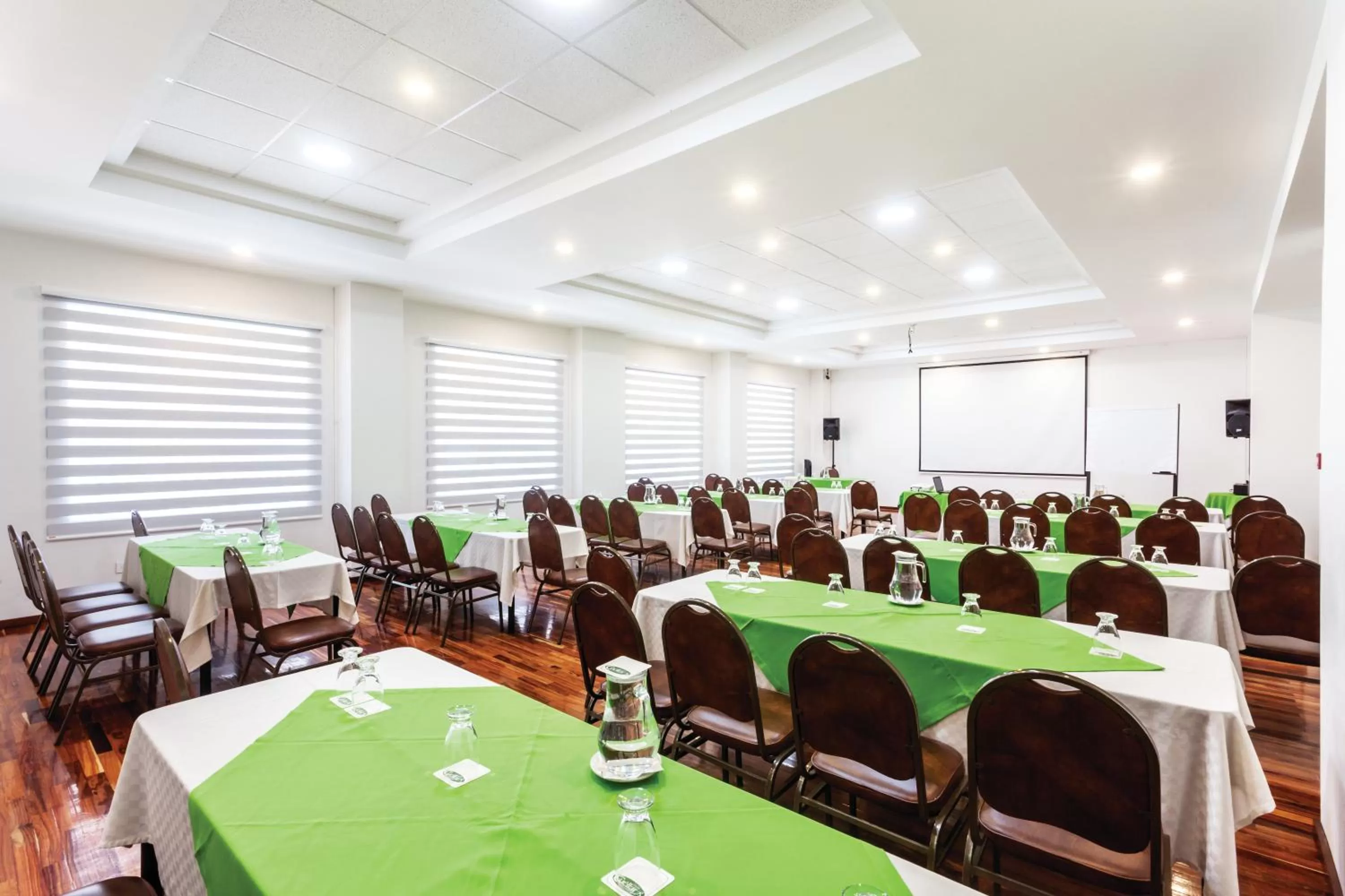 Lounge or bar in Hotel Cuellars