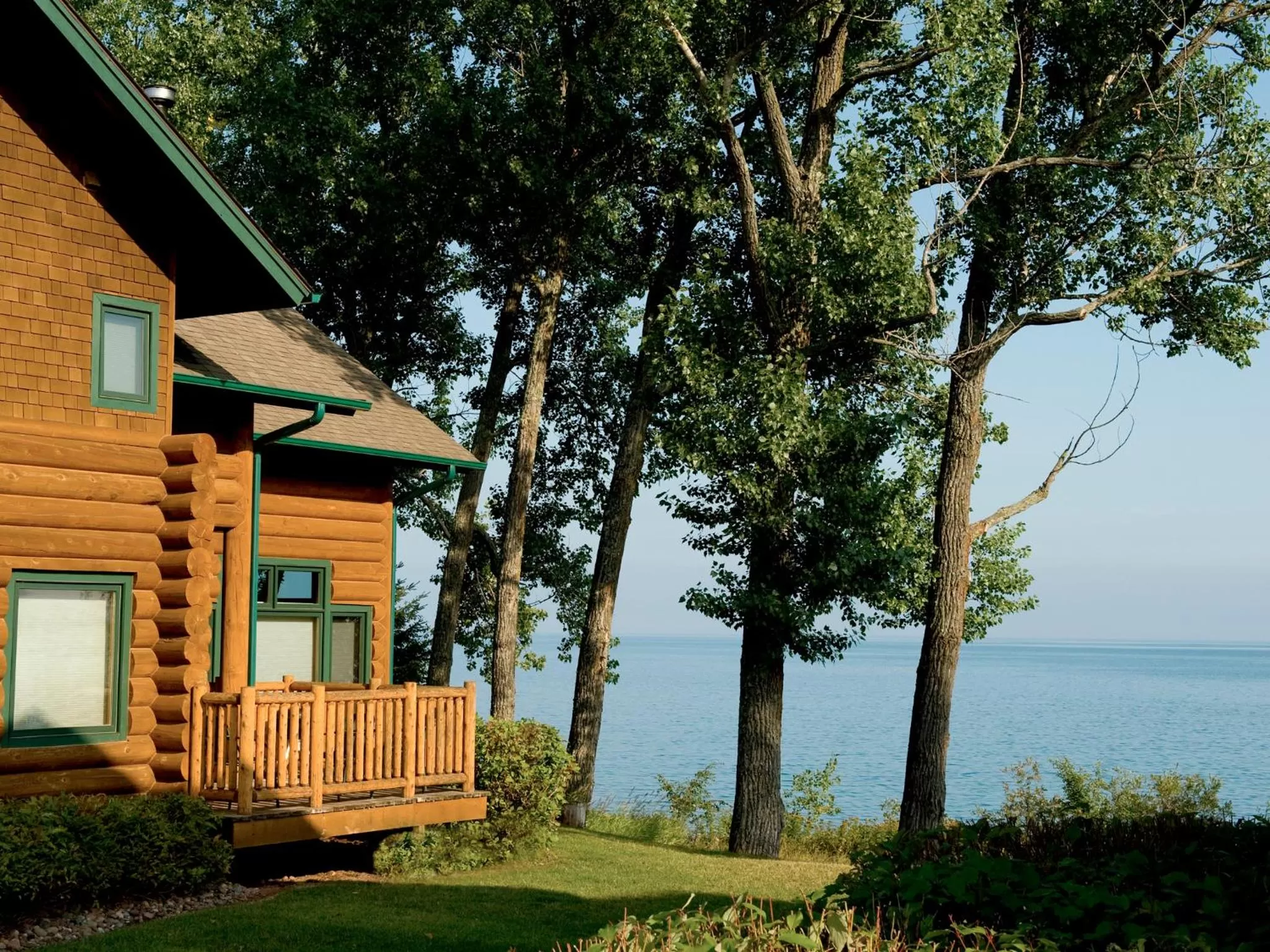 Facade/entrance in Grand Superior Lodge