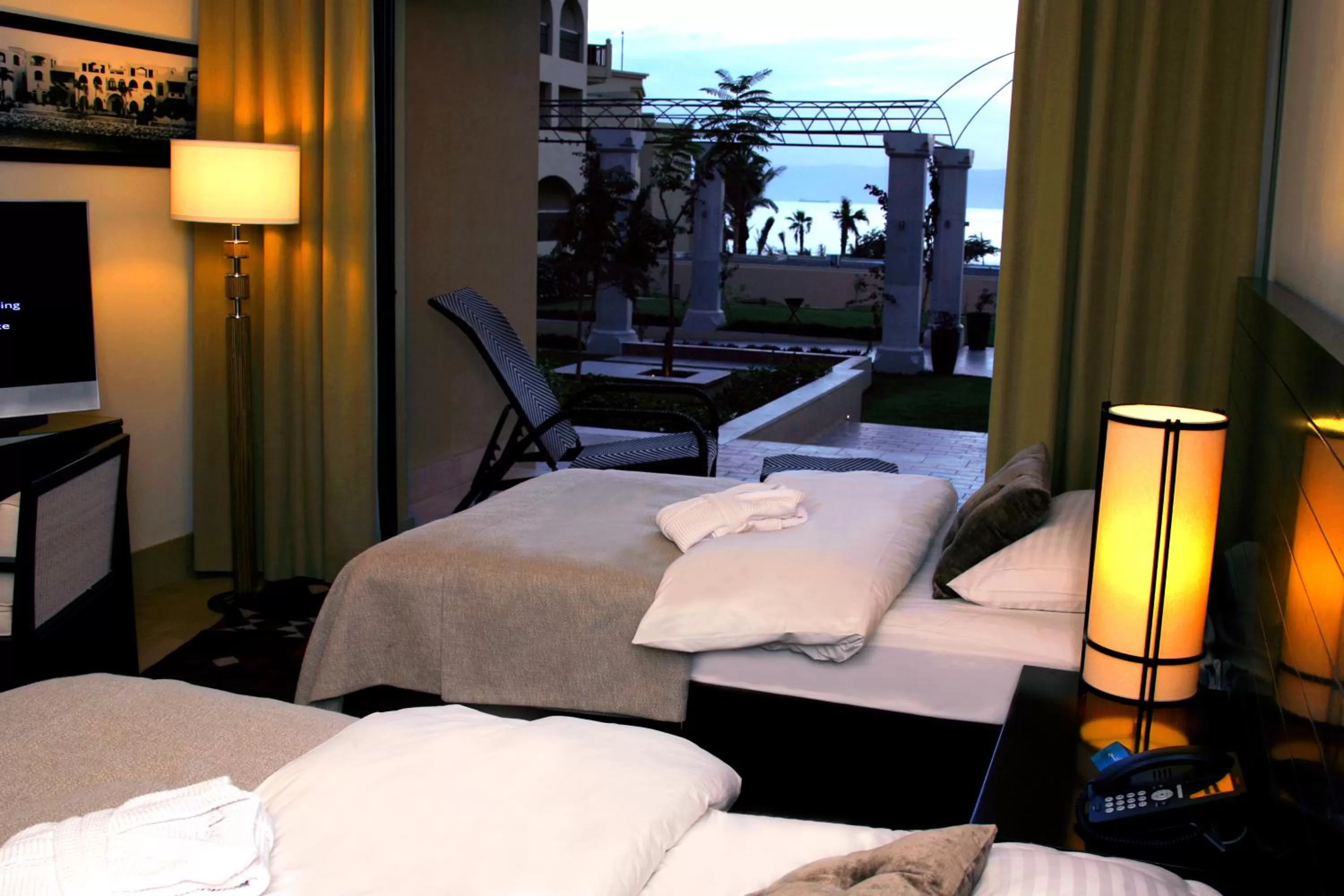 Bedroom, Bed in Grand Tala Bay Resort, Aqaba