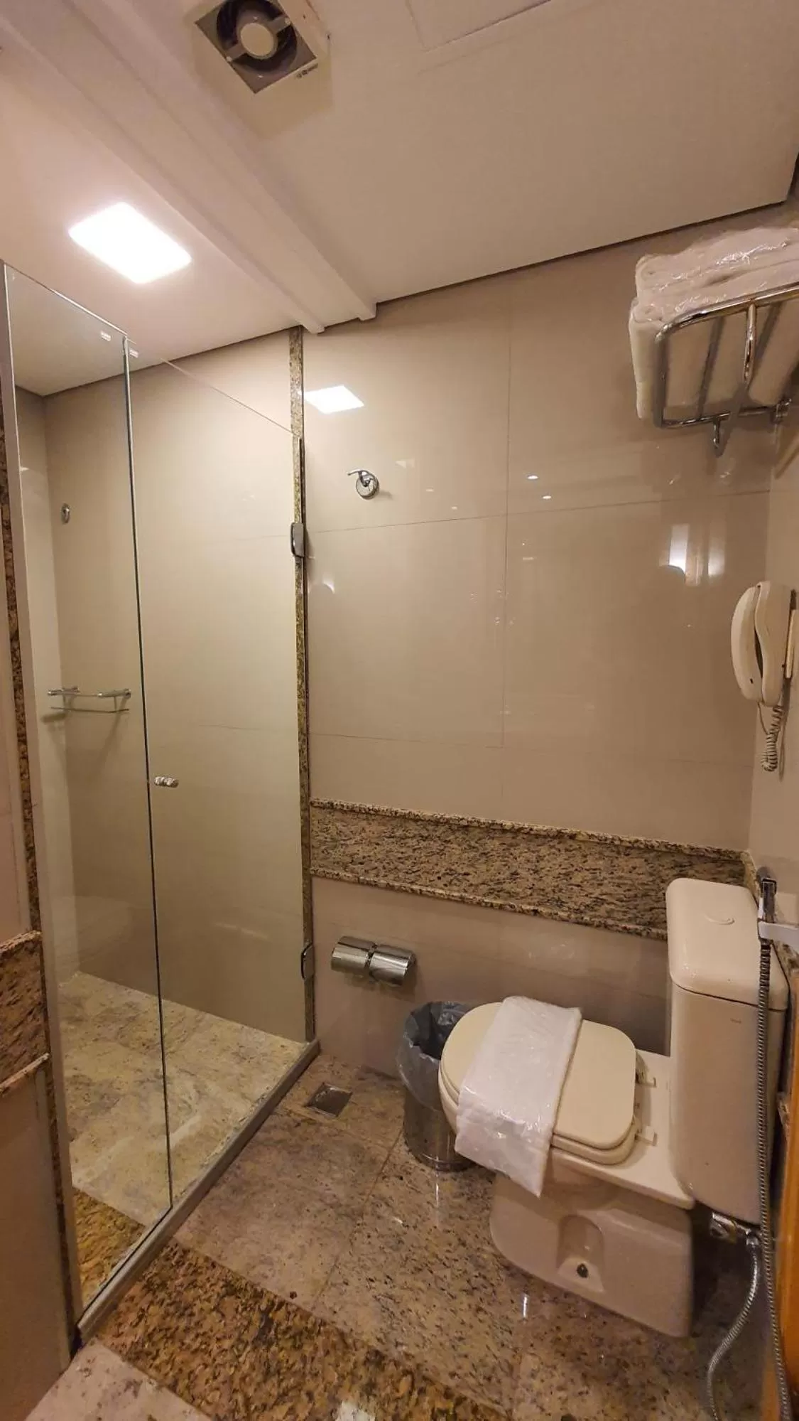 Bathroom in Lets Idea Brasília Hotel