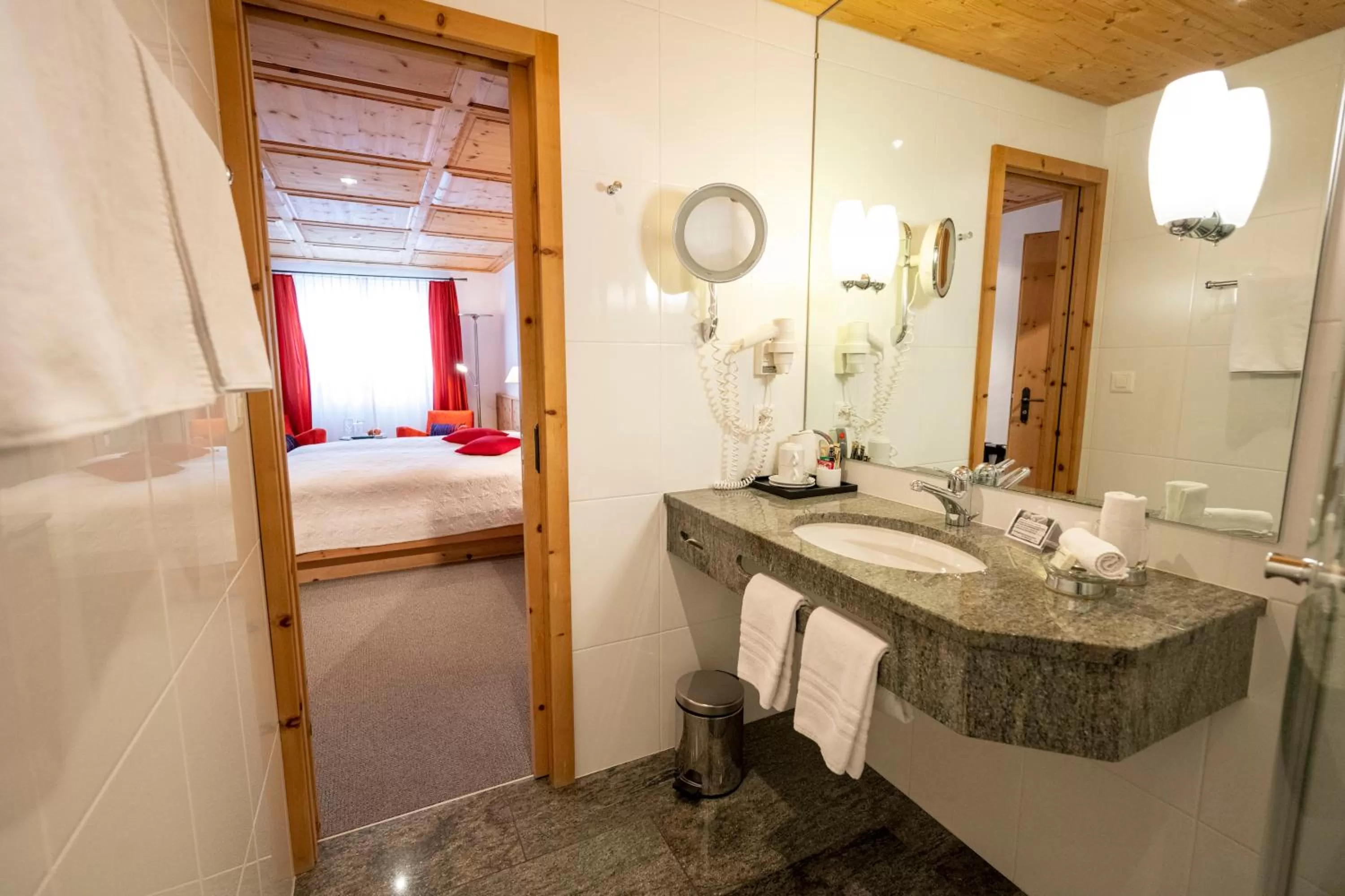 Bathroom in Hotel Engiadina
