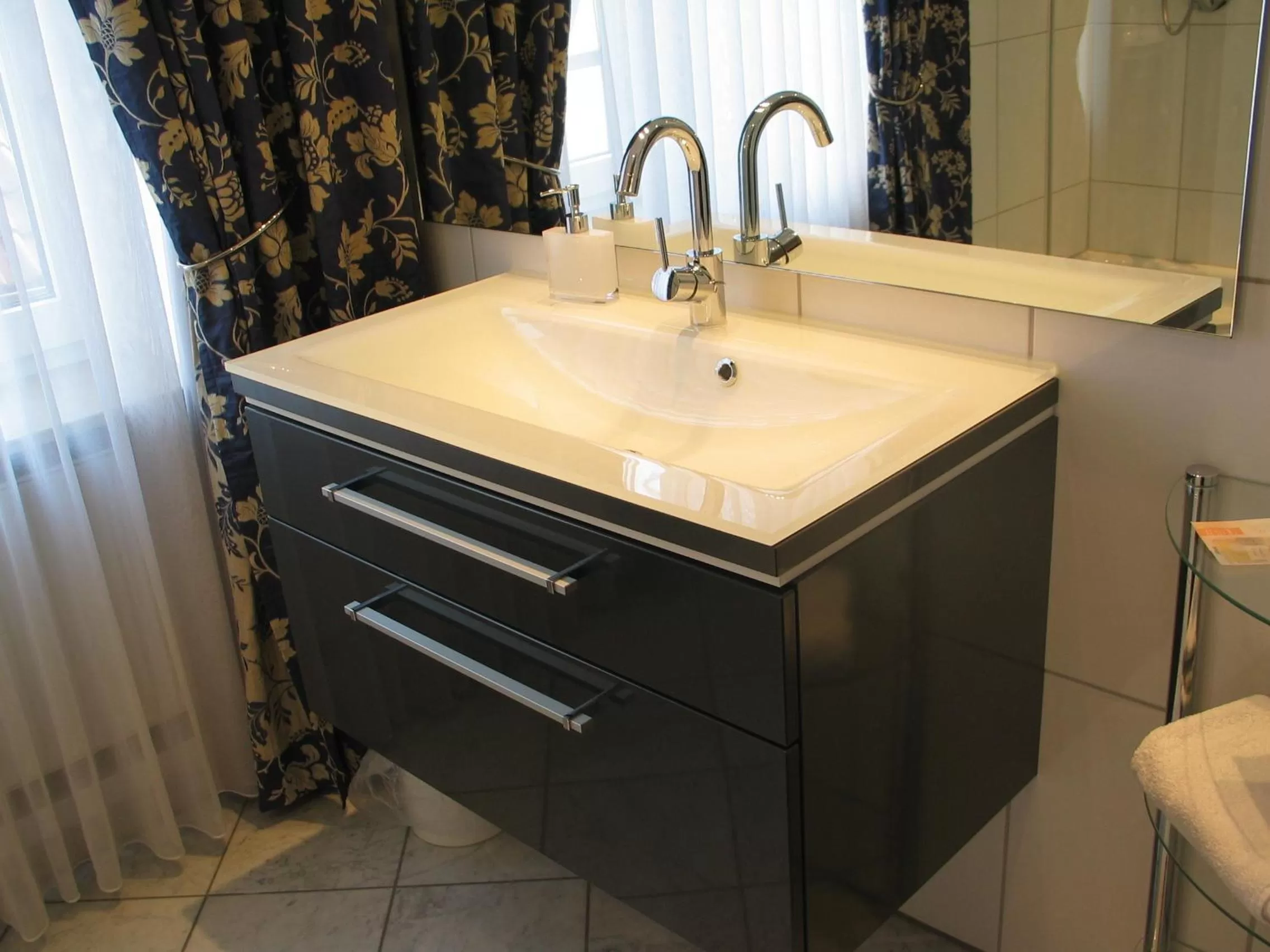 Bathroom in Hotel-Restaurant-Kolb