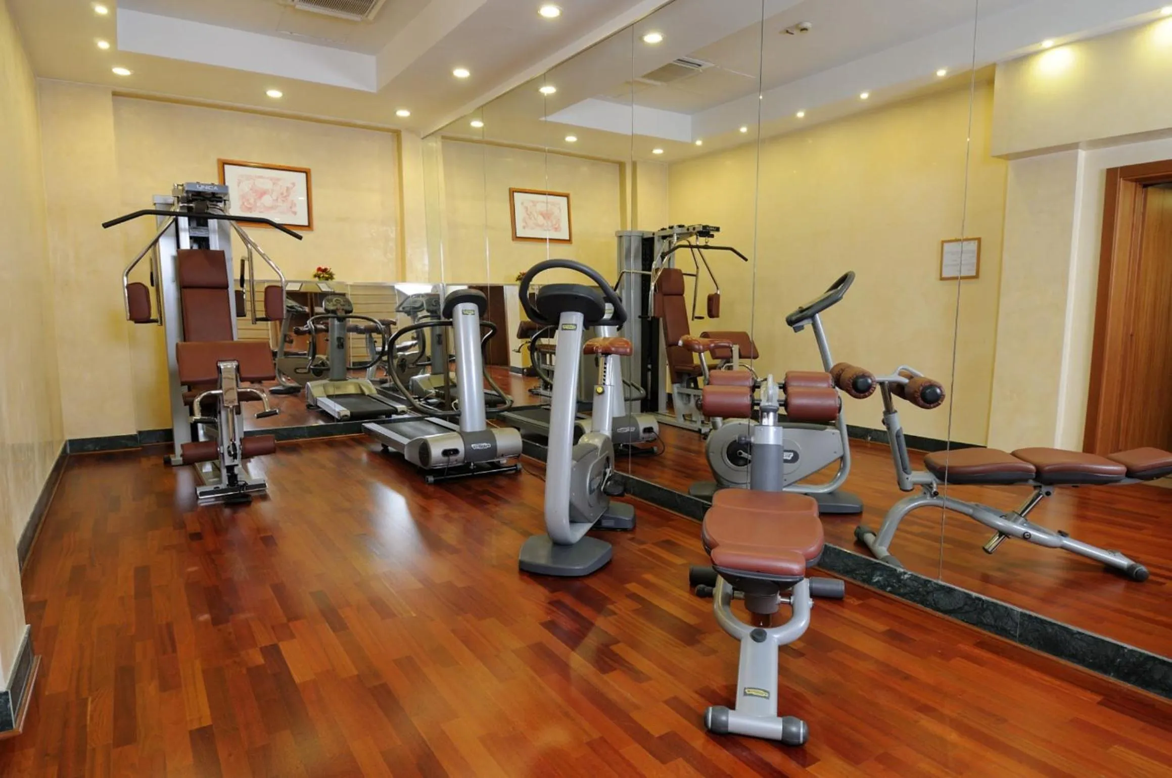 Fitness centre/facilities in Hotel Mirage Sure Hotel Collection by Best Western