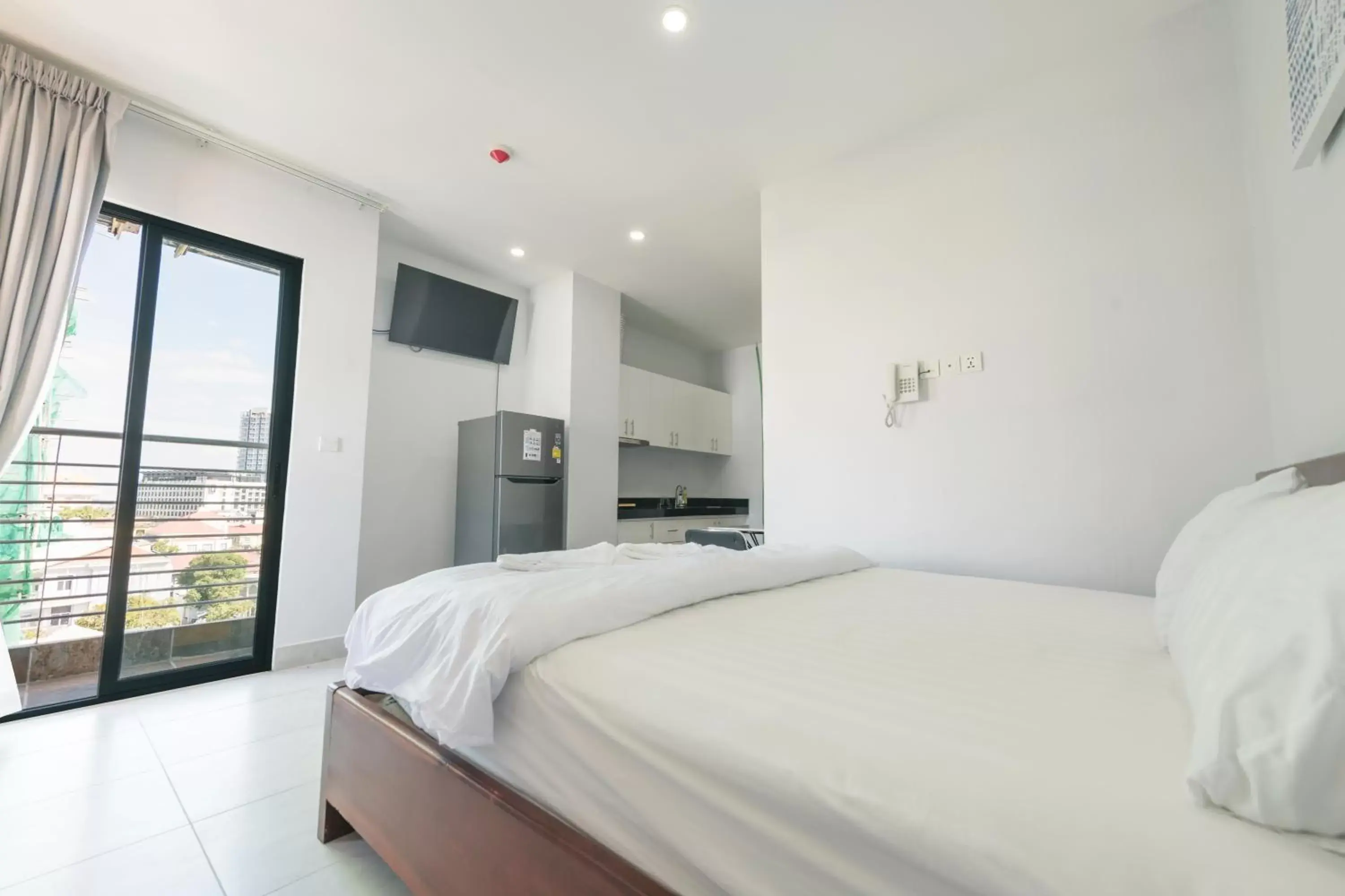 Studio with Balcony - single occupancy in Residence 110 (Hotel and Apartments) Studio with Balcony - single occupancy in Residence 110 (Hotel and Apartments)