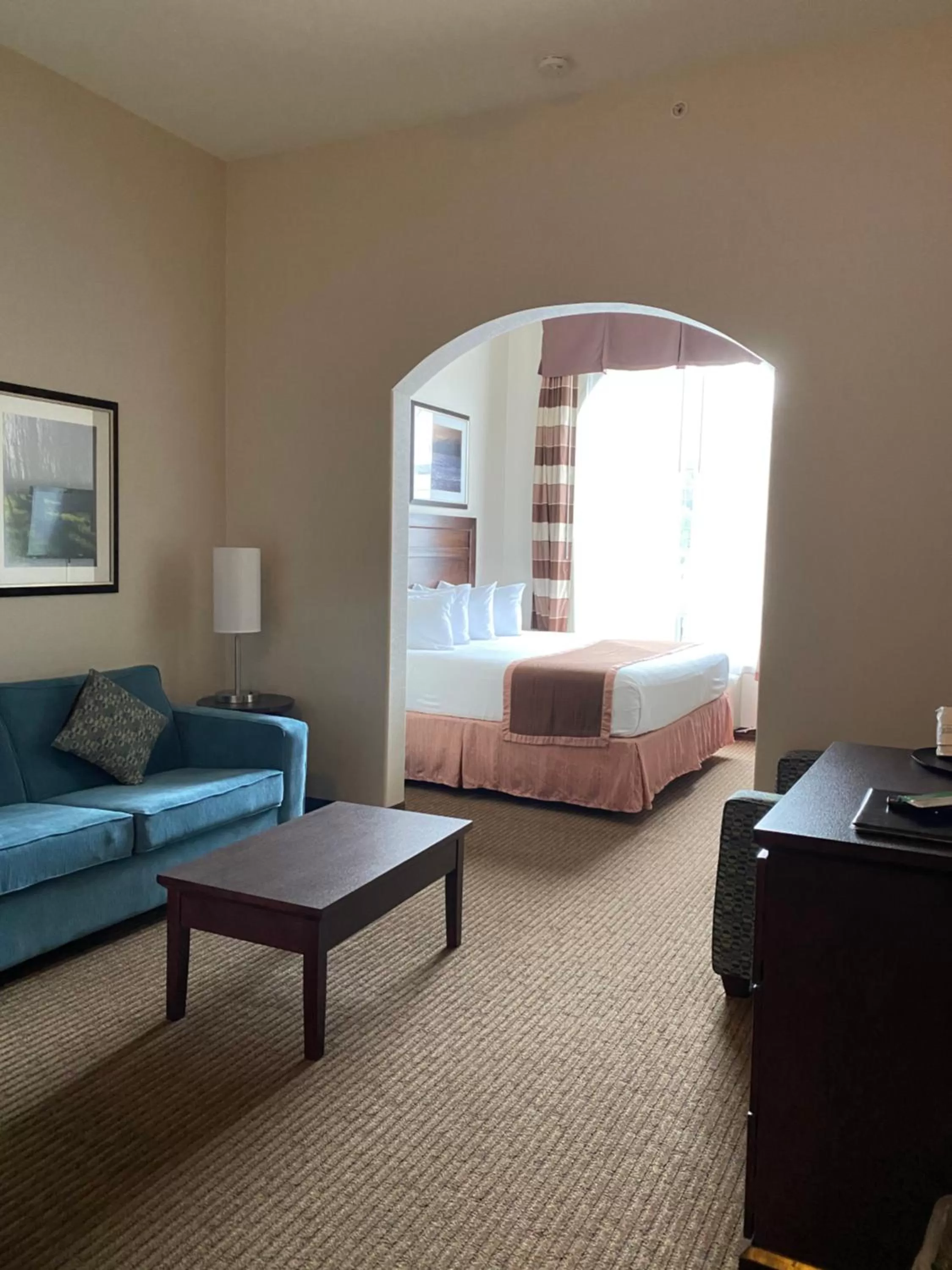 Bed in Ramada by Wyndham Creston