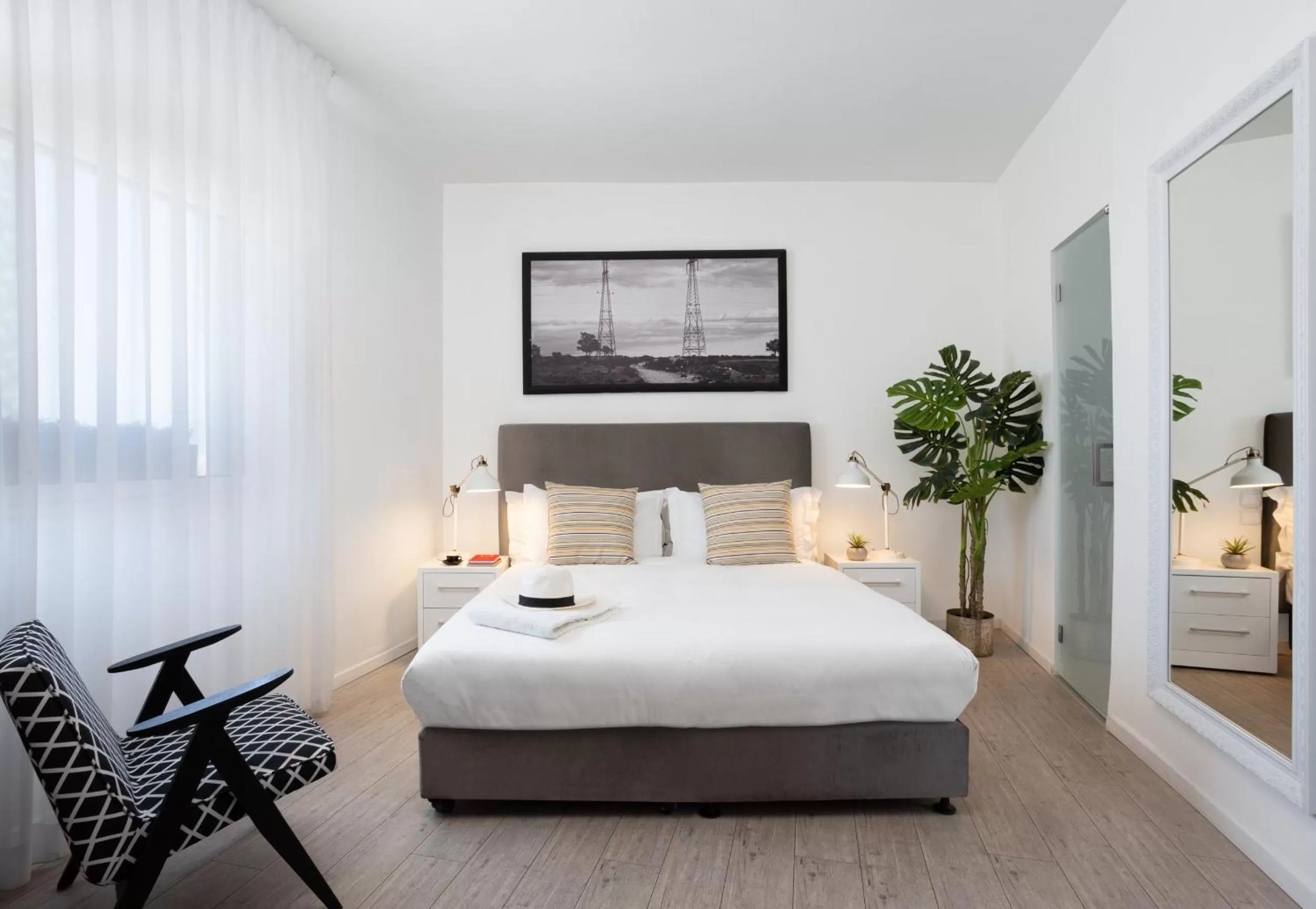 Bed in Sea Executive Suites