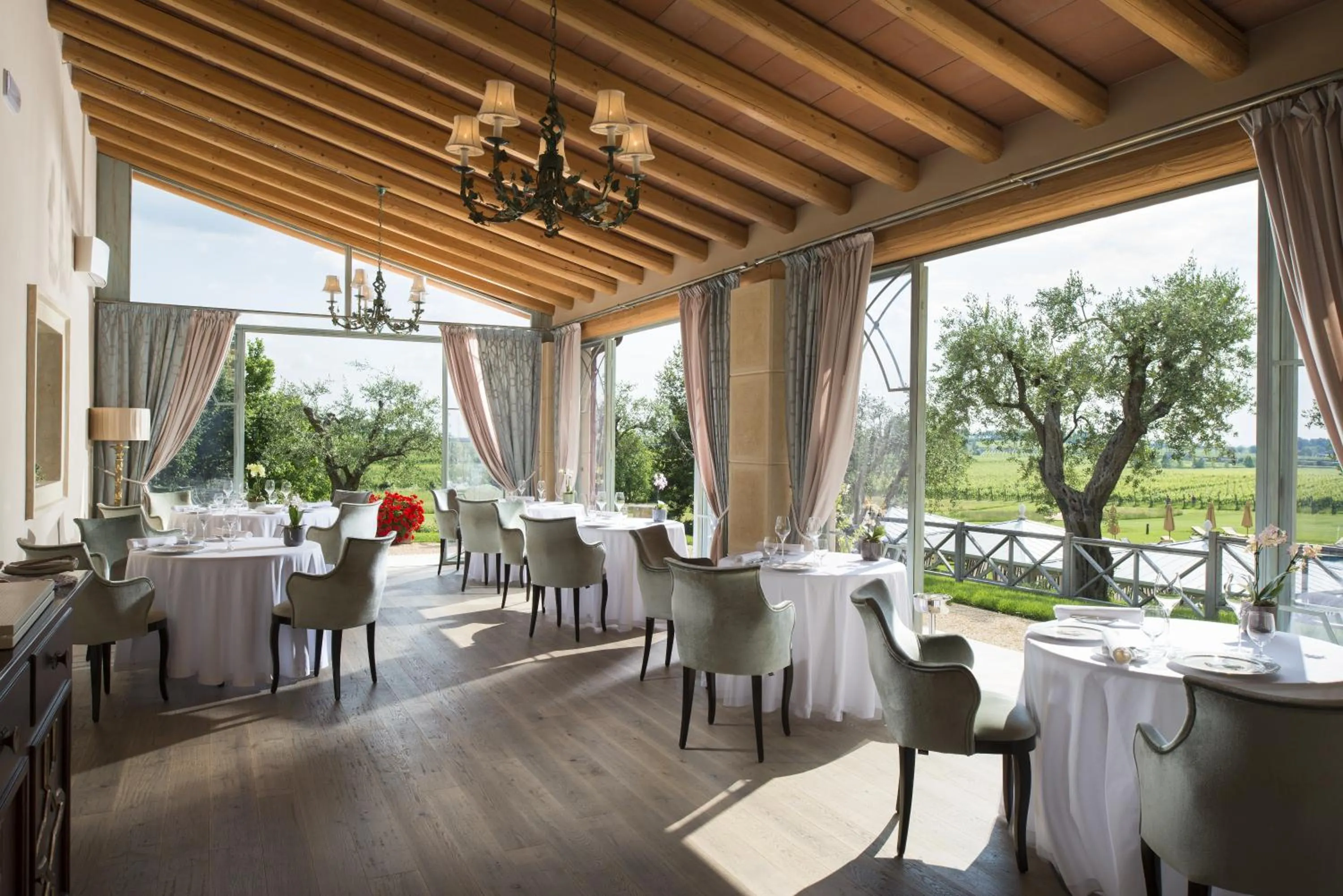 Restaurant/places to eat in Villa Cordevigo
