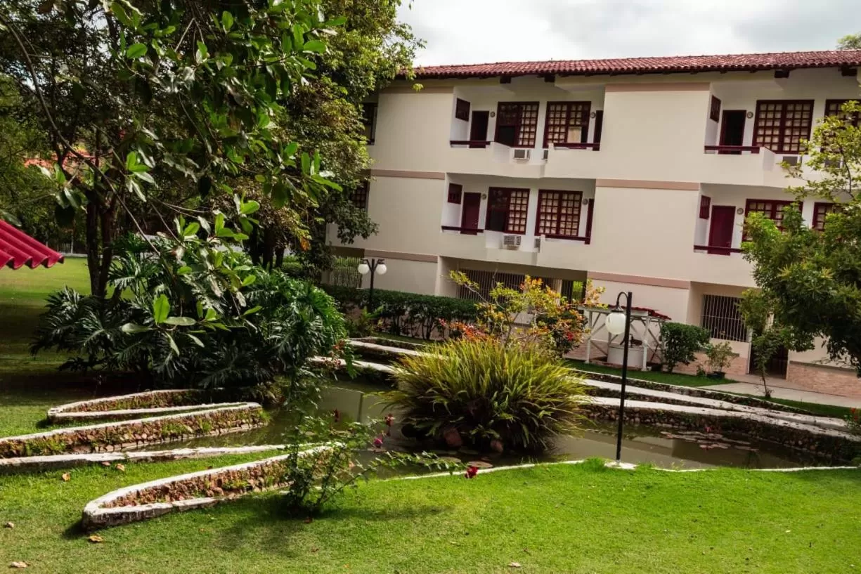 Property Building in Hotel 3 Pontões