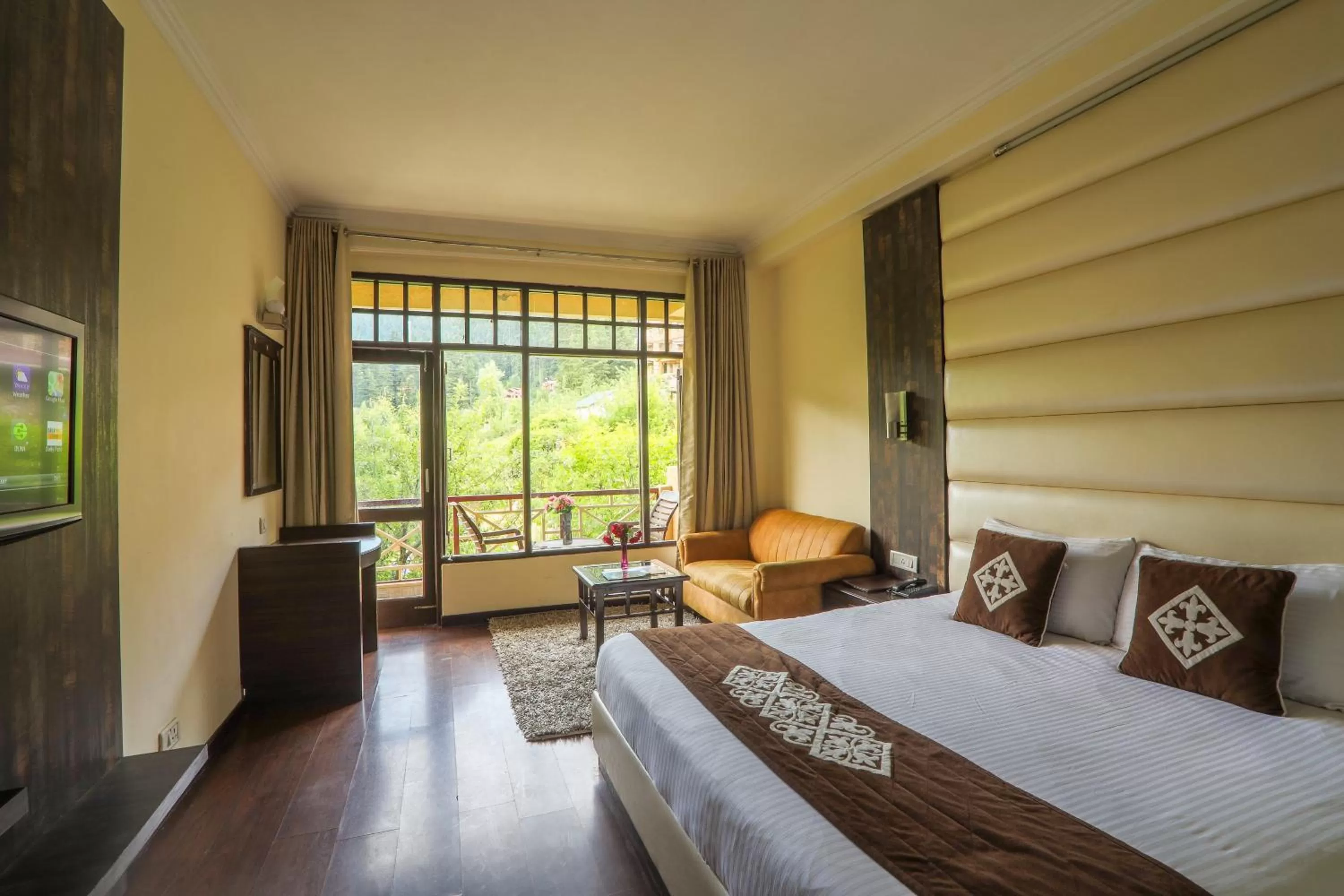 Snow Valley Resorts & Spa Manali