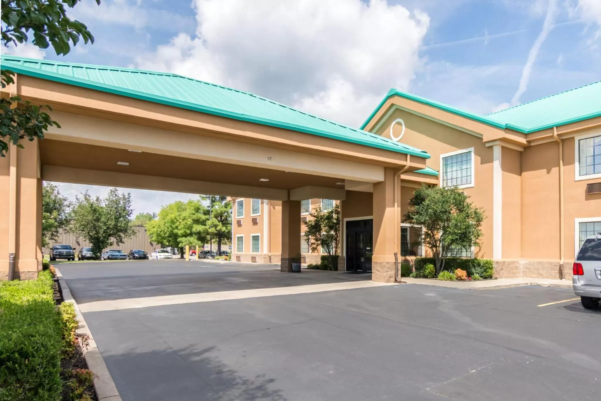 Property building in Quality Inn & Suites Alma I-40