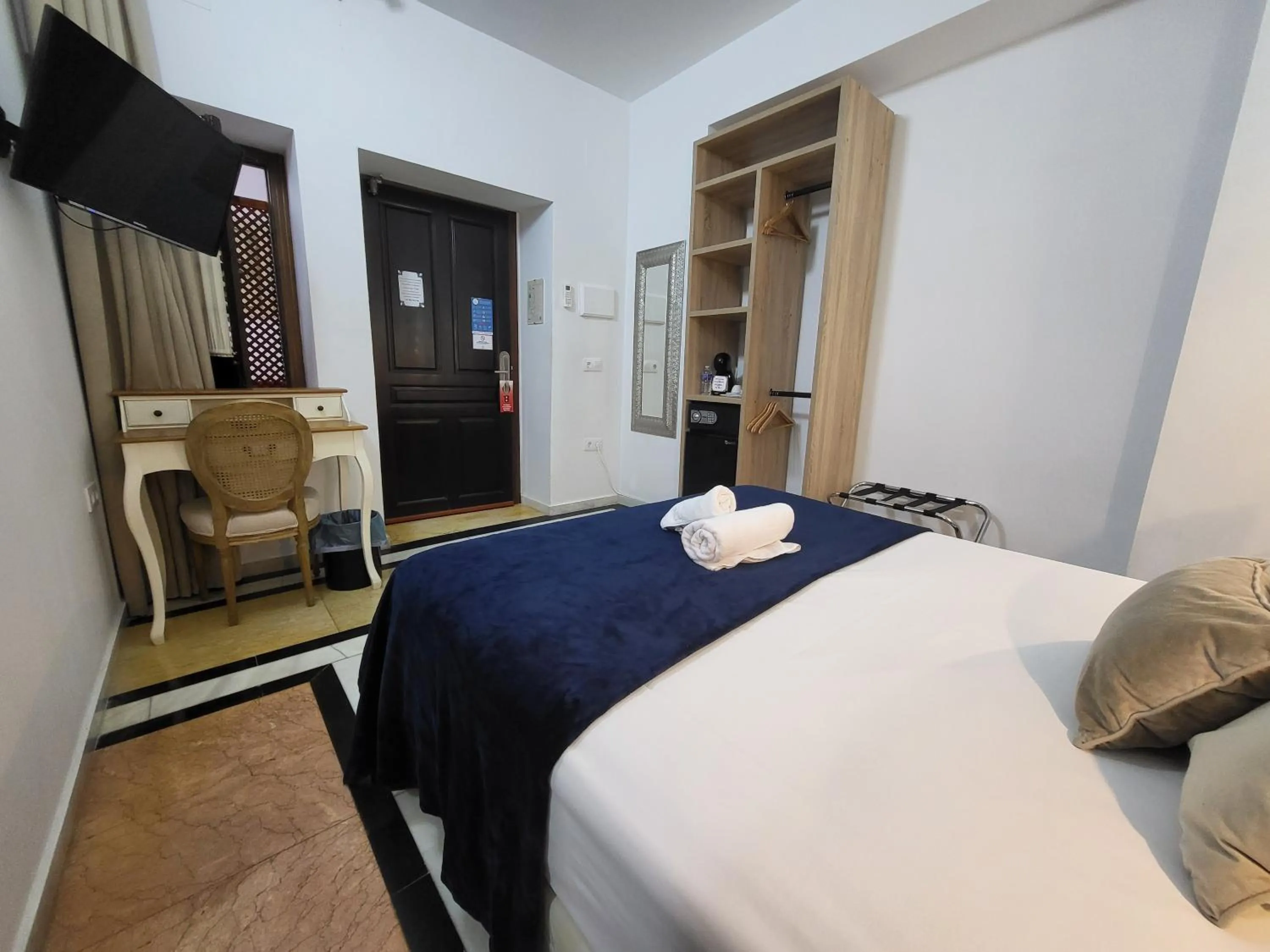 Photo of the whole room, Bed in Casona de San Andrés Boutique Hotel