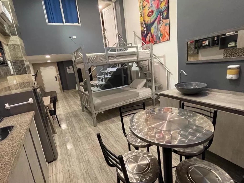 Duplex Apartment in Bahia 79 Apartasuites Cerca al Centro