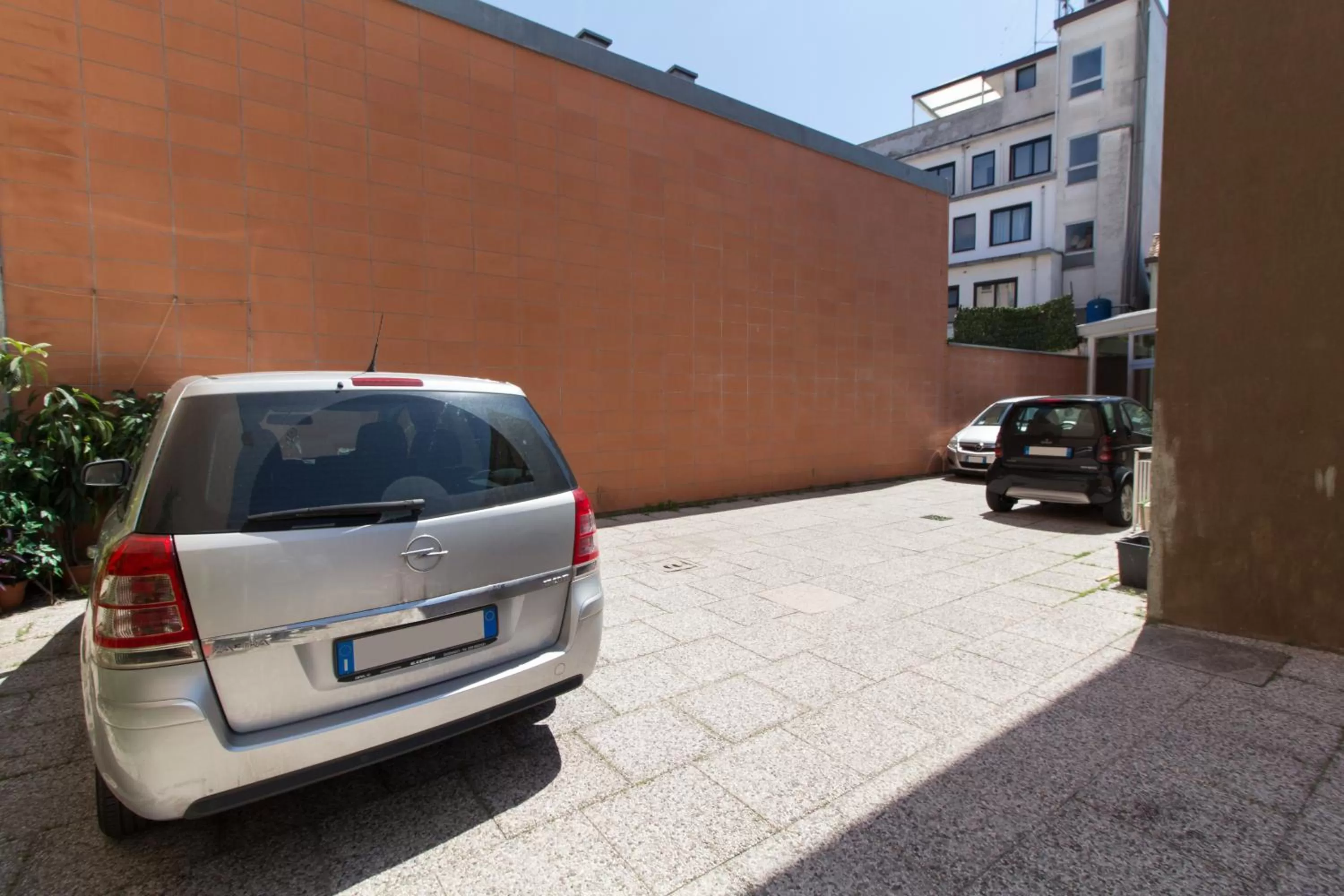 Parking in Hotel Aurora