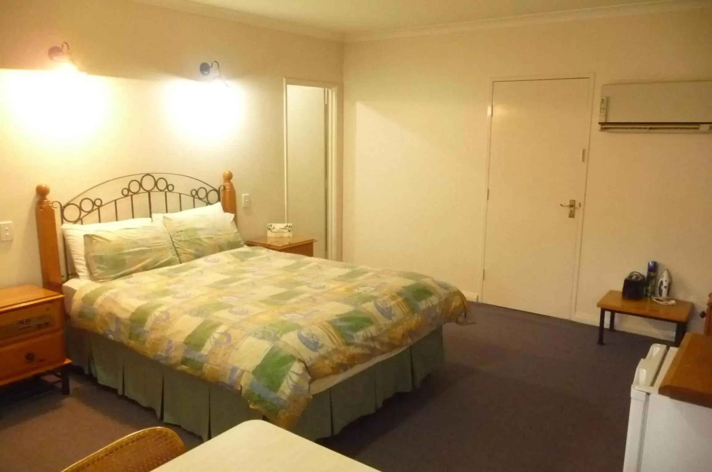 Deluxe Double or Twin Room in Nelsons of Bridgetown Deluxe Double or Twin Room in Nelsons of Bridgetown