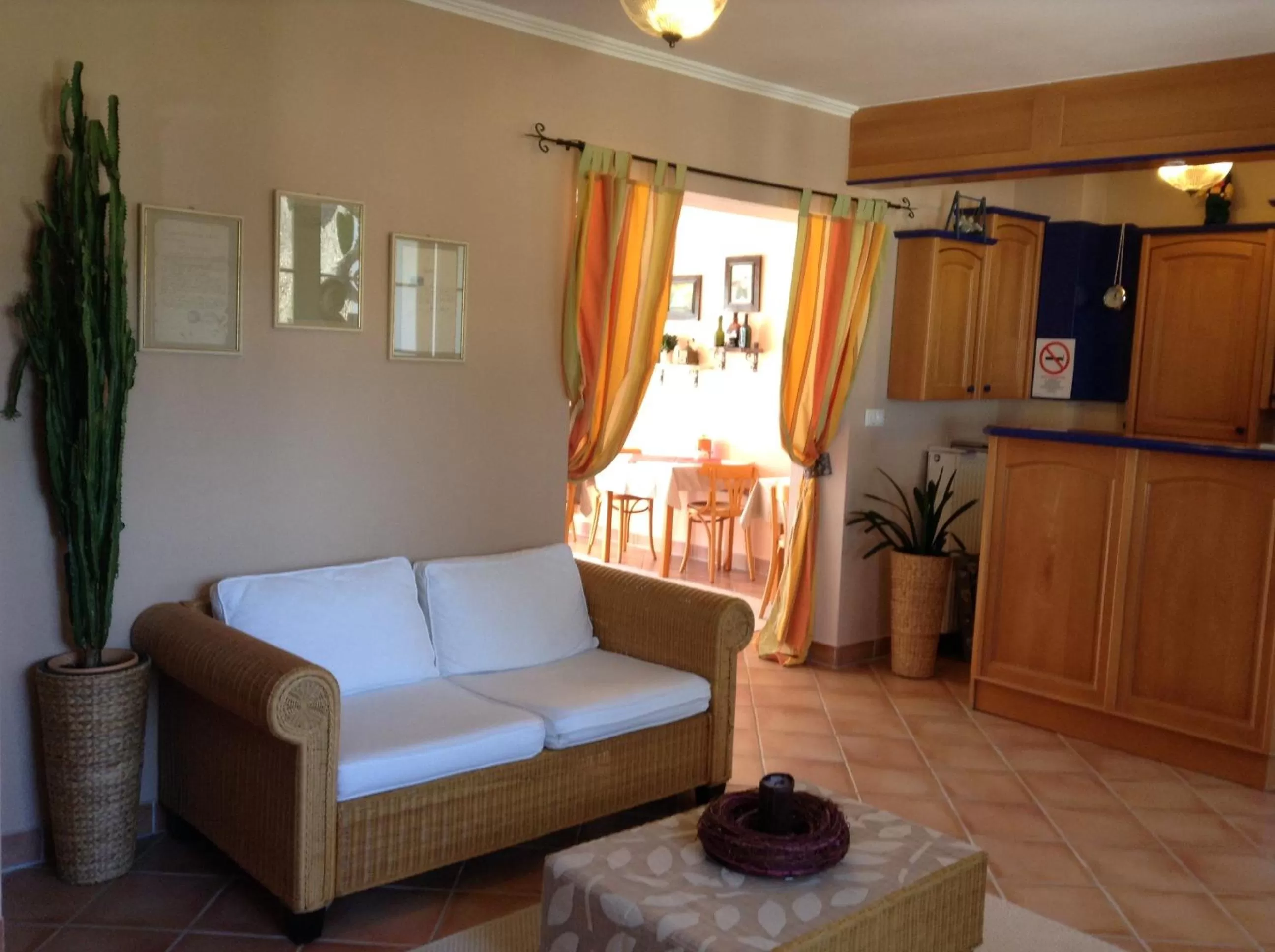 Lobby or reception, Seating Area in Hotel Zsida