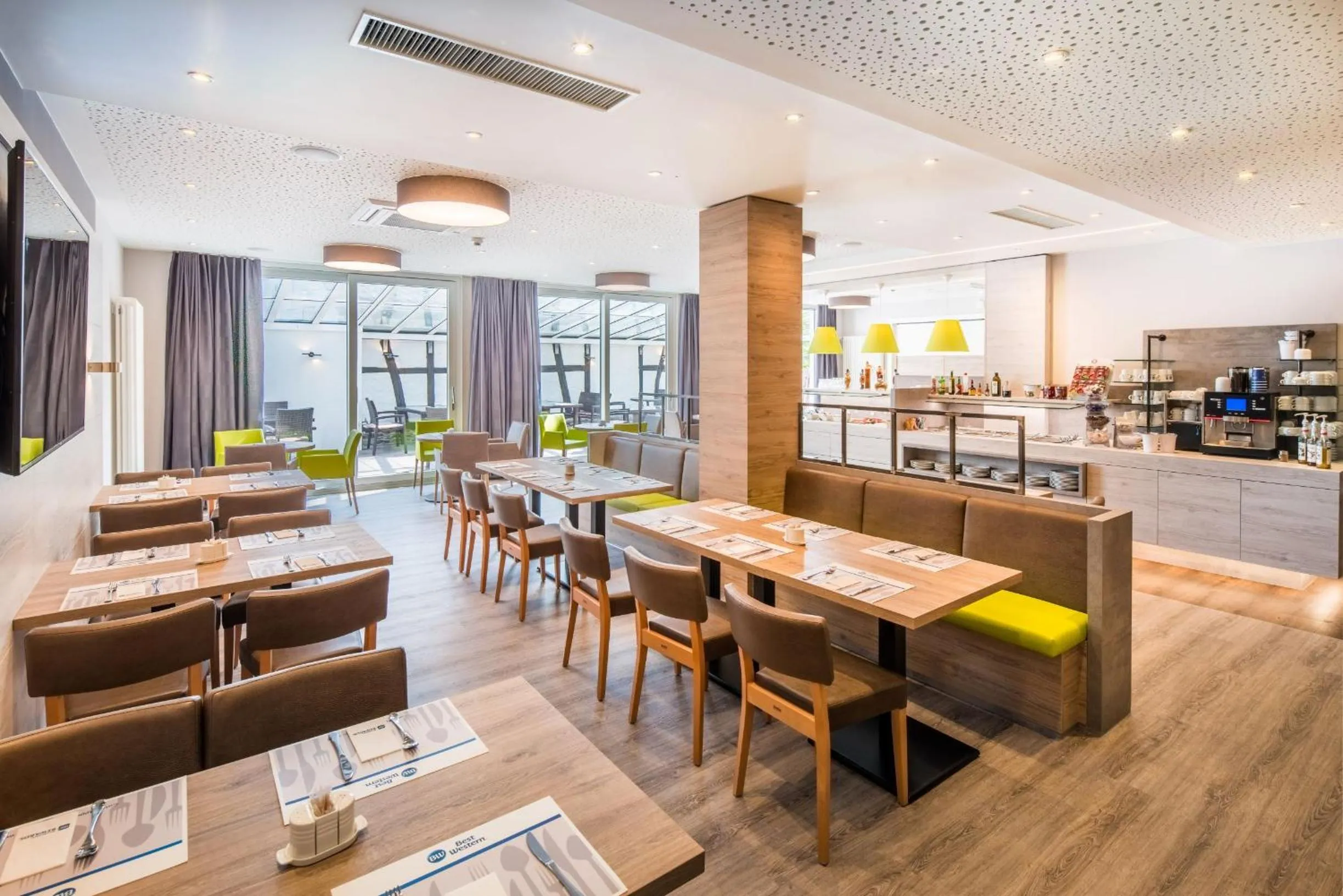 Breakfast in Best Western Hotel St. Michael