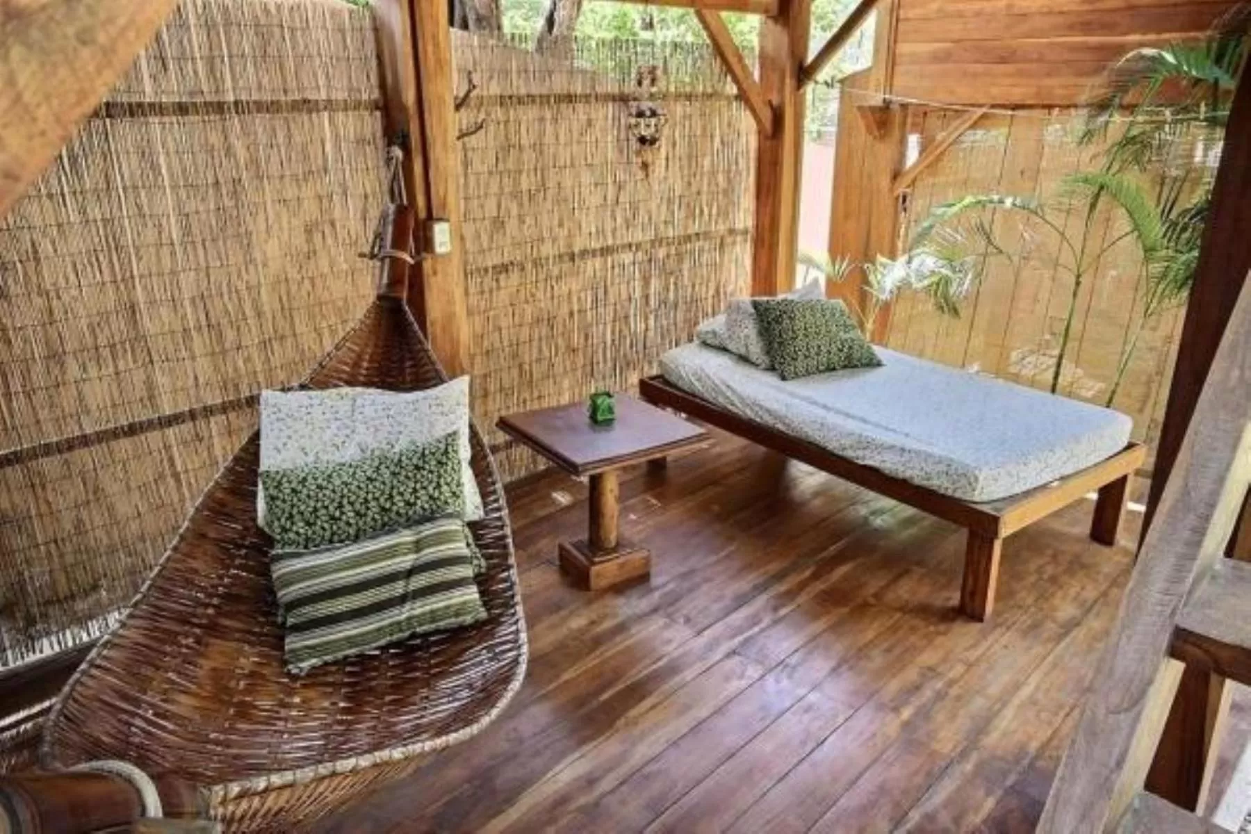 Seating Area in The Beach Bungalows - Yoga and Surf Hotel - Adults Only