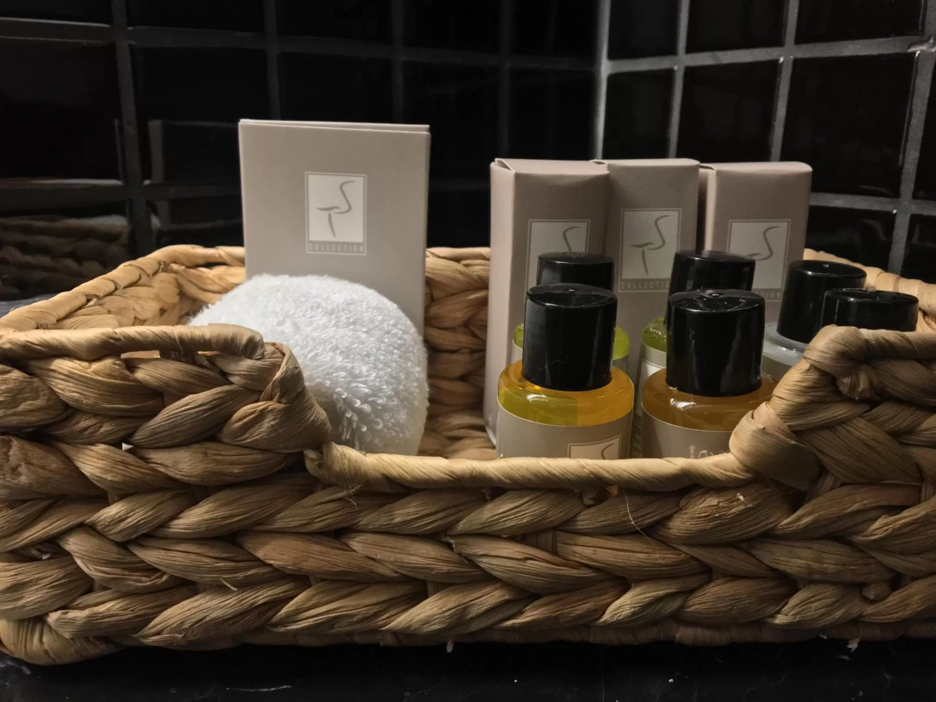 Shower in Four-G Hotel