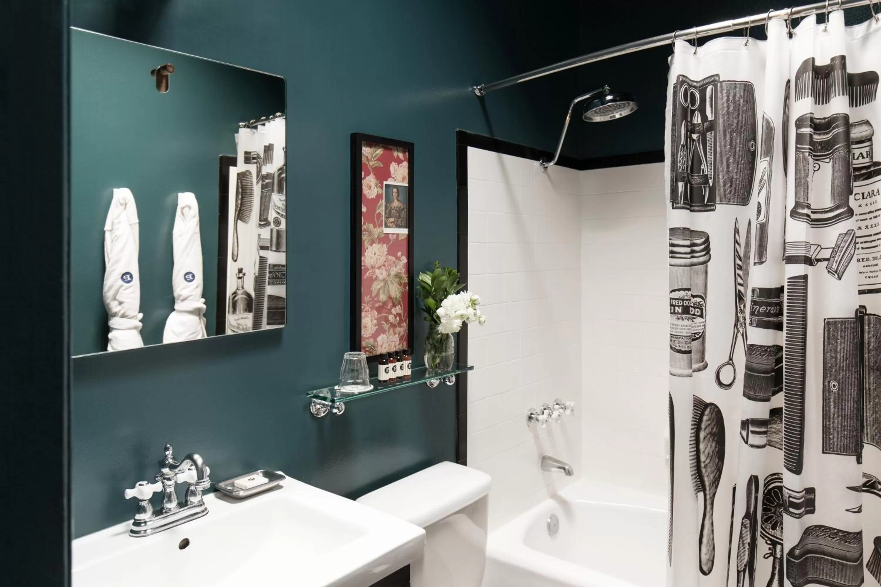 Queen Room with Terrace in Palihotel Melrose