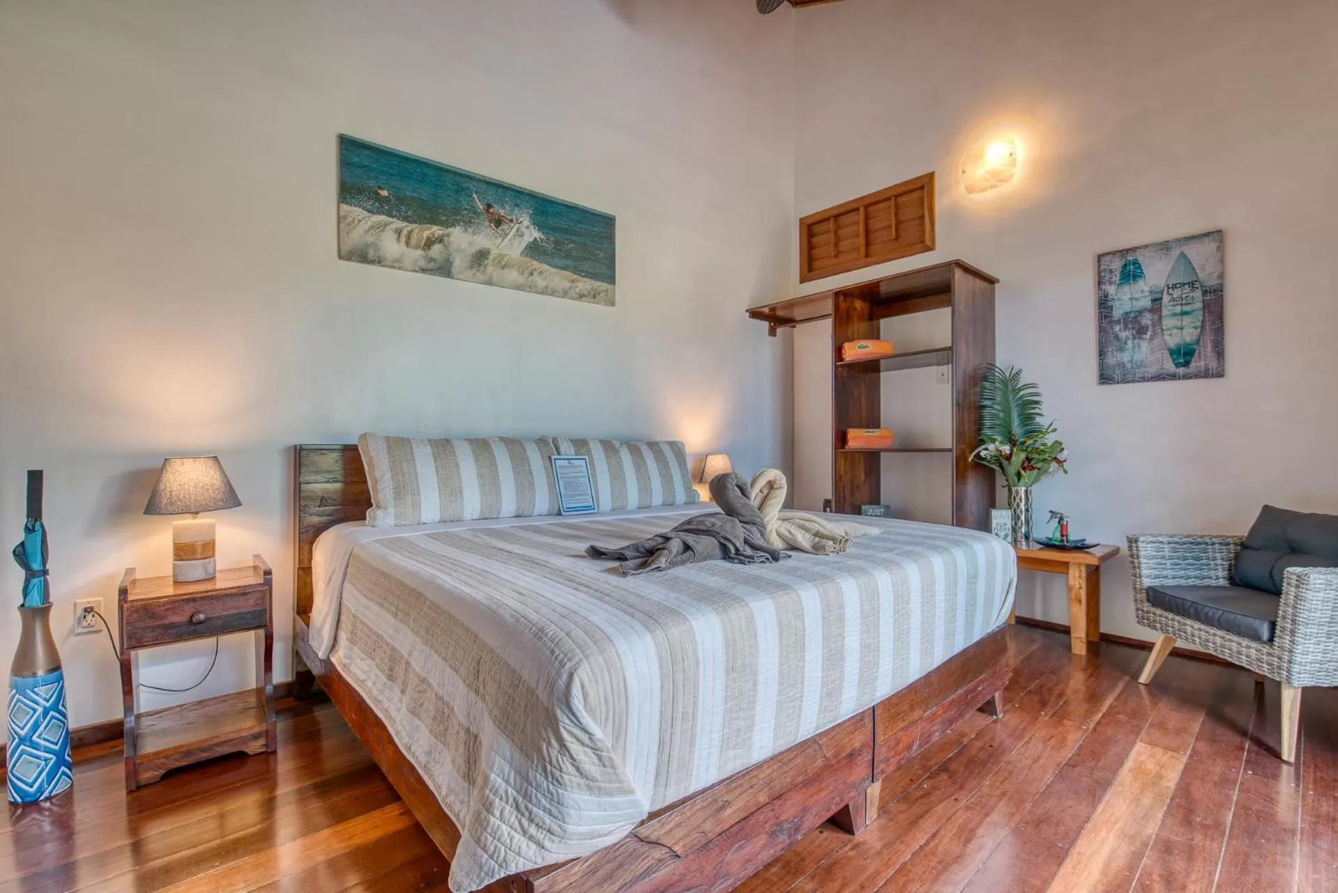 Bed in Oasis Bluff Beach