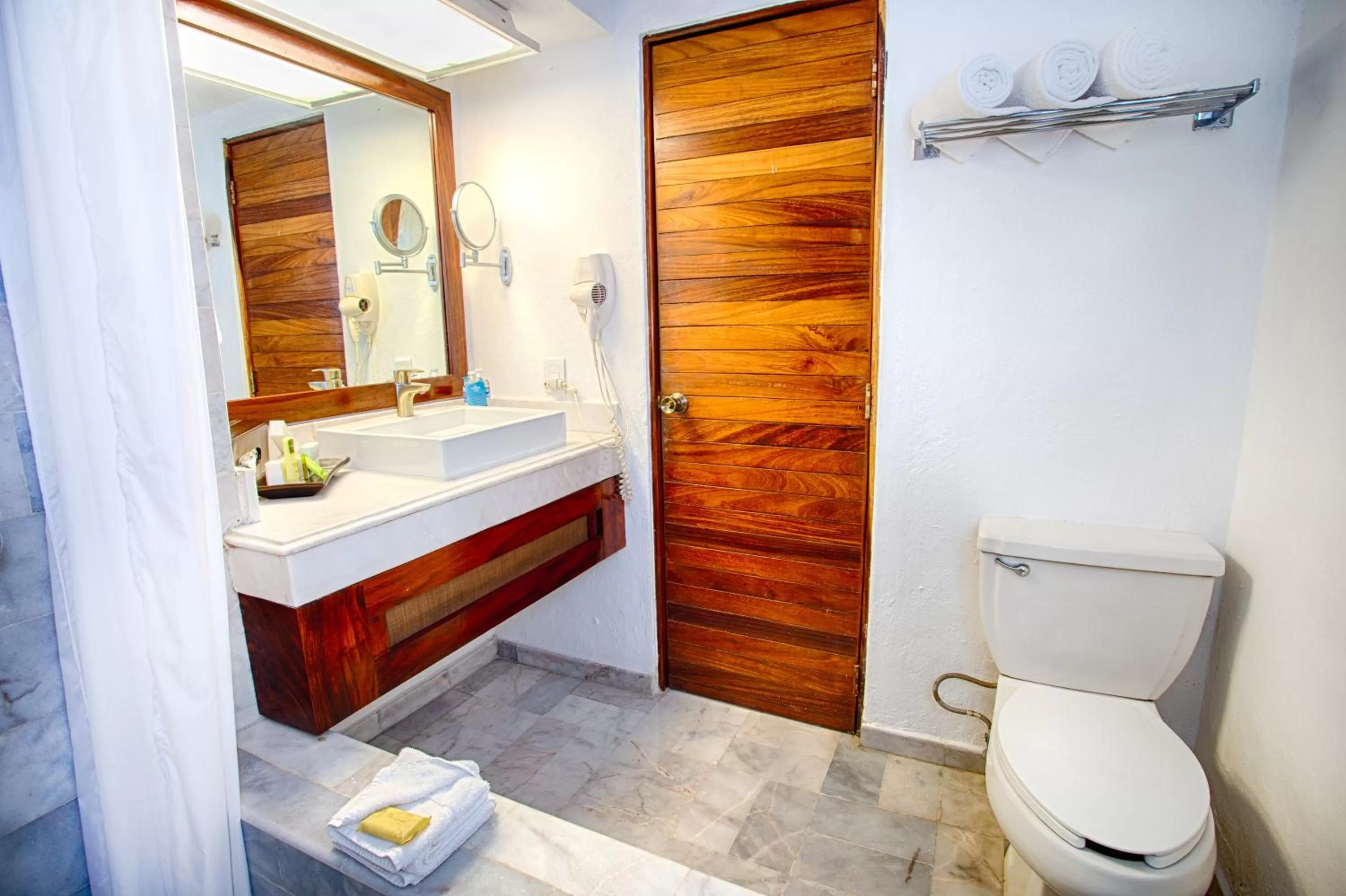 Shower in Vamar Vallarta All Inclusive Marina & Beach Resort