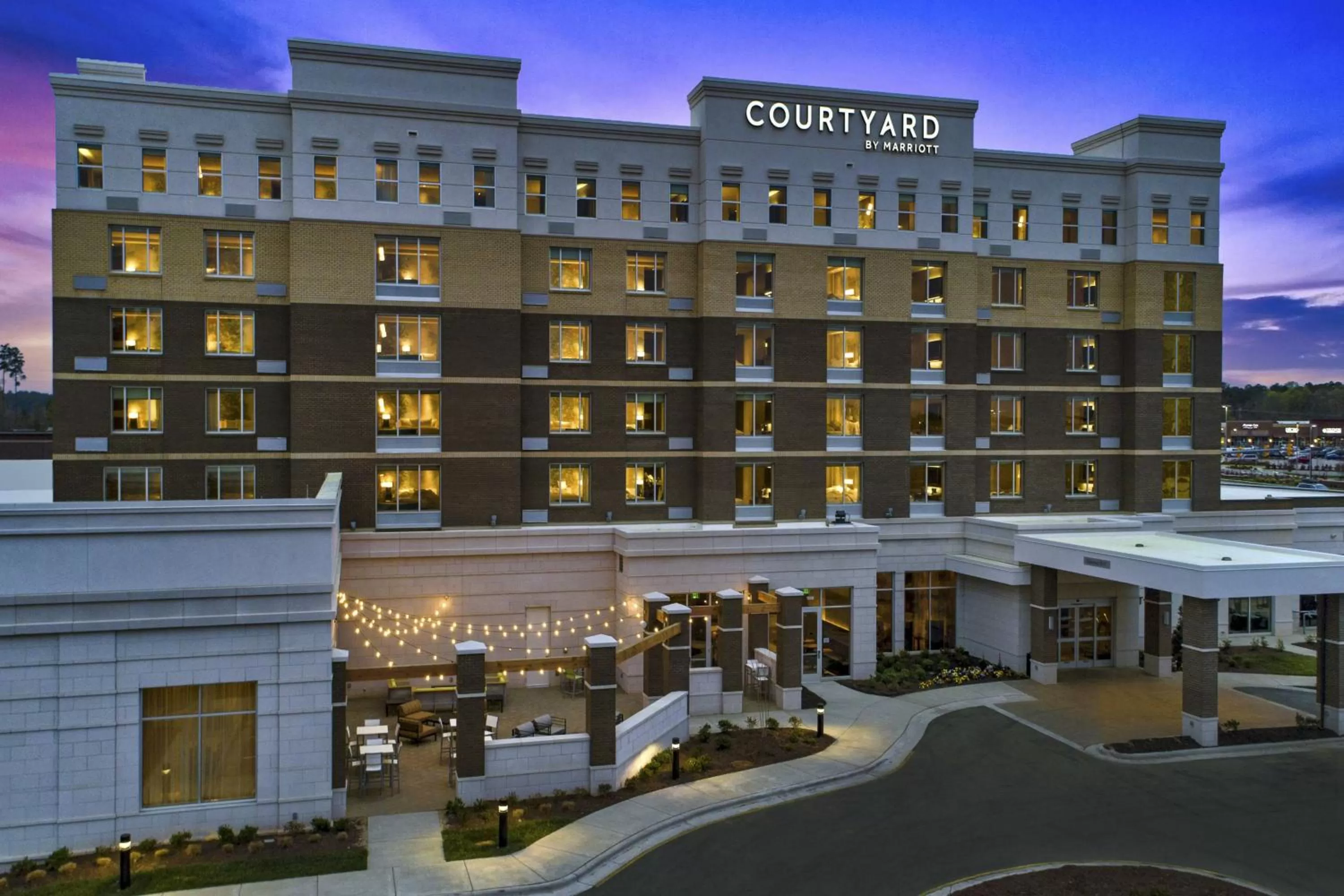 Courtyard by Marriott Raleigh Cary/Parkside Town Commons