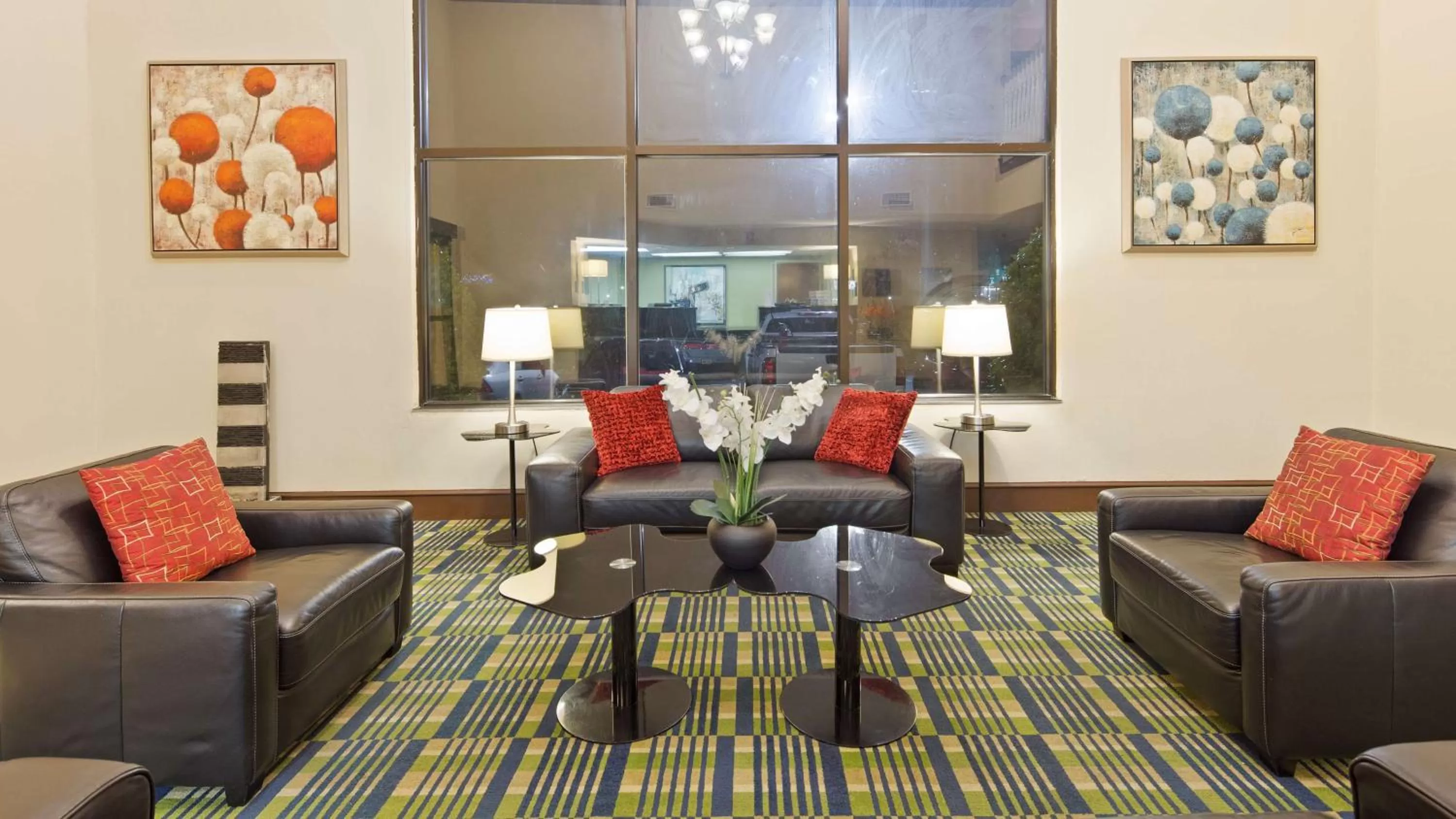Lobby or reception in SureStay Plus Hotel by Best Western Roanoke Rapids I-95