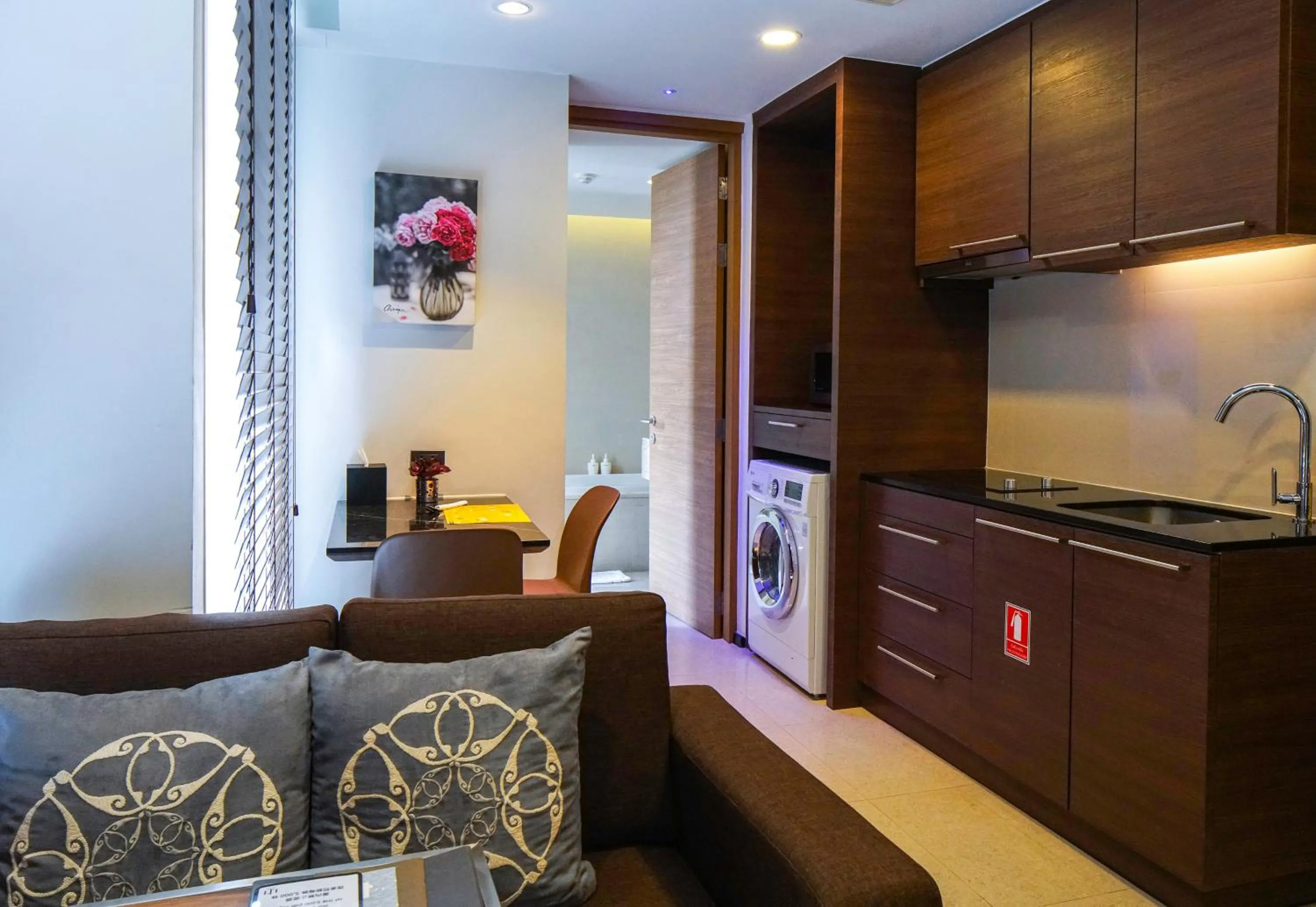 Kitchen or kitchenette in LiT BANGKOK Residence