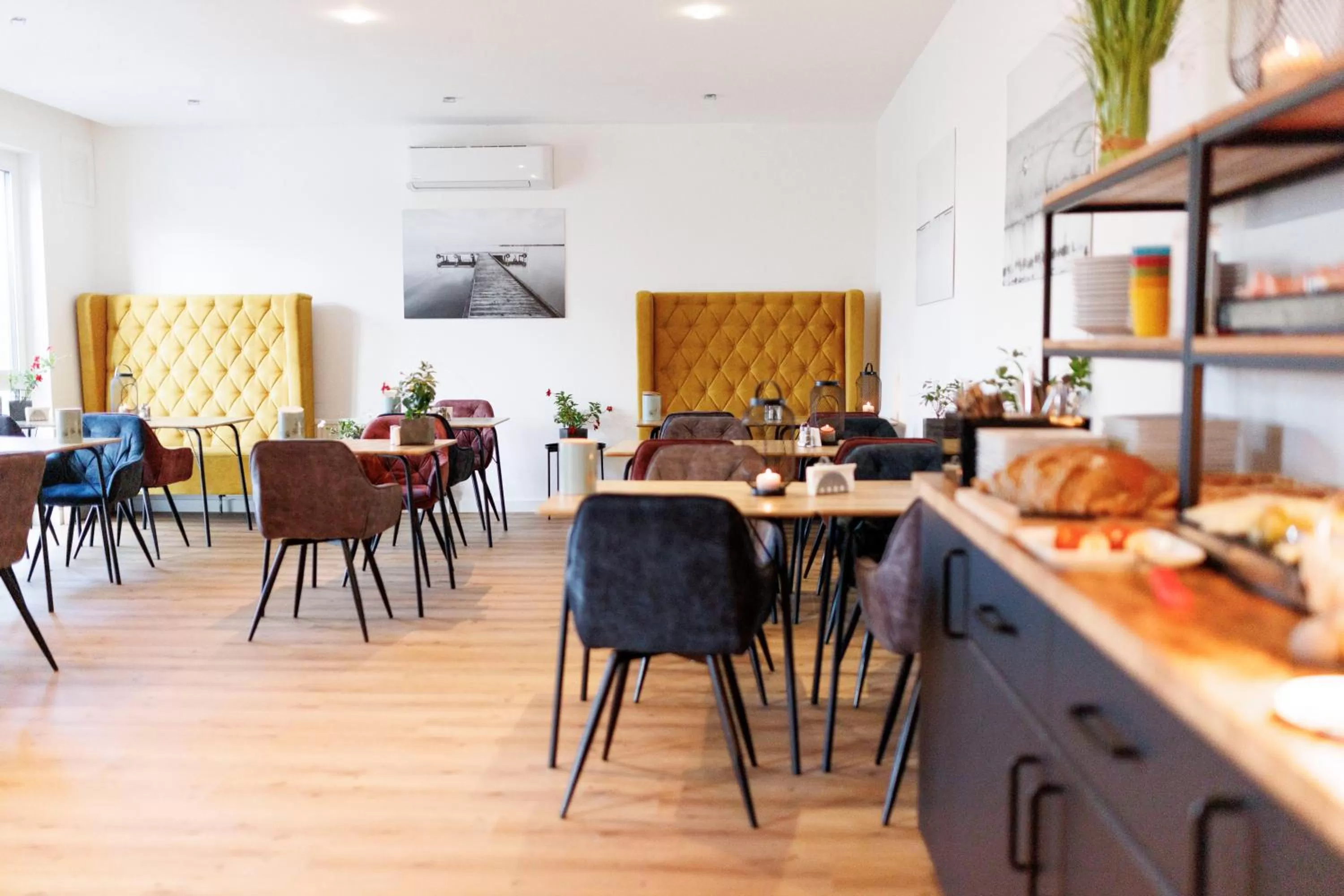 Buffet breakfast, Restaurant/Places to Eat in Kracher Hotel Doppelzimmer