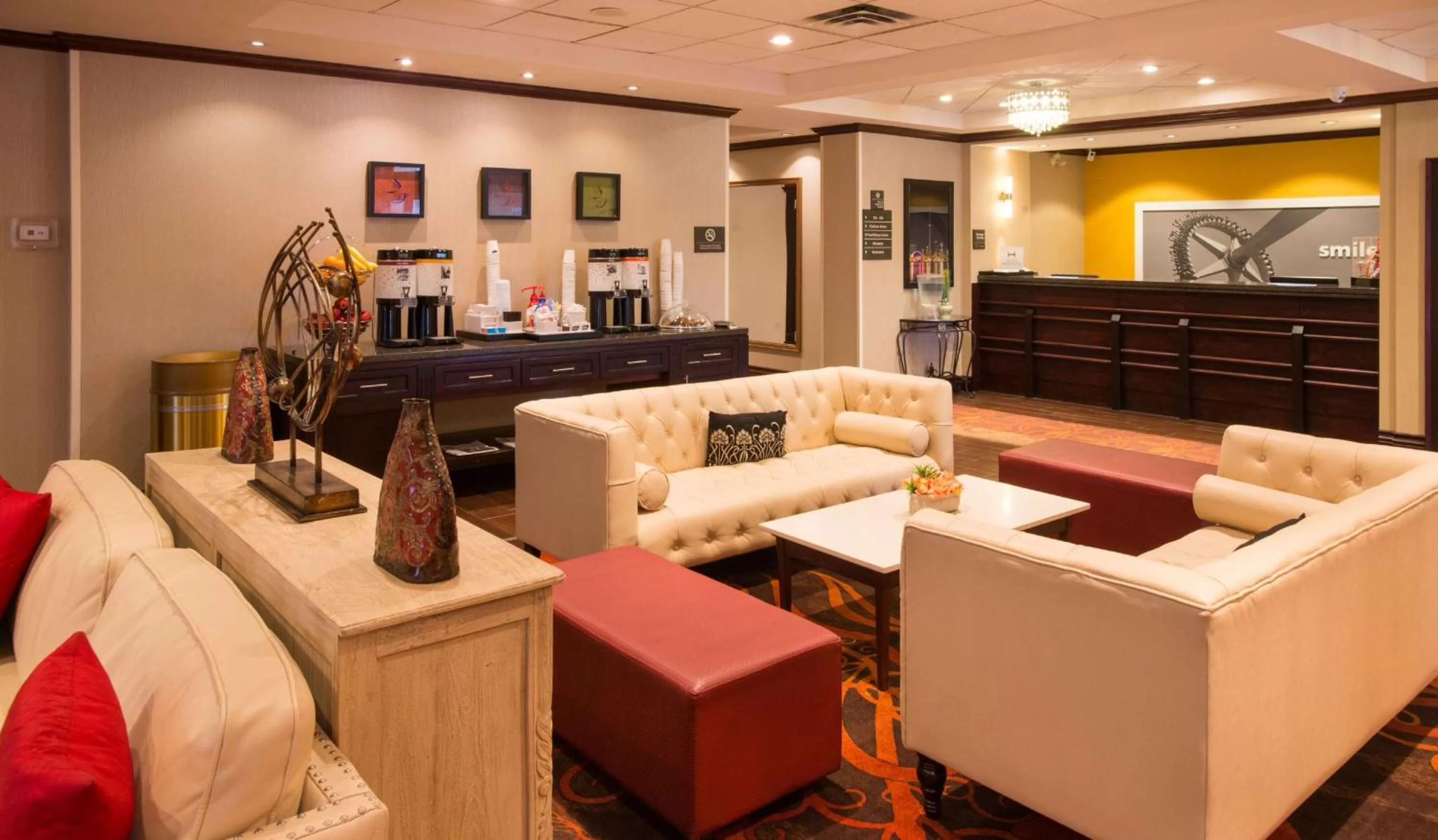 Lobby or reception in Hampton Inn Toronto-Mississauga West